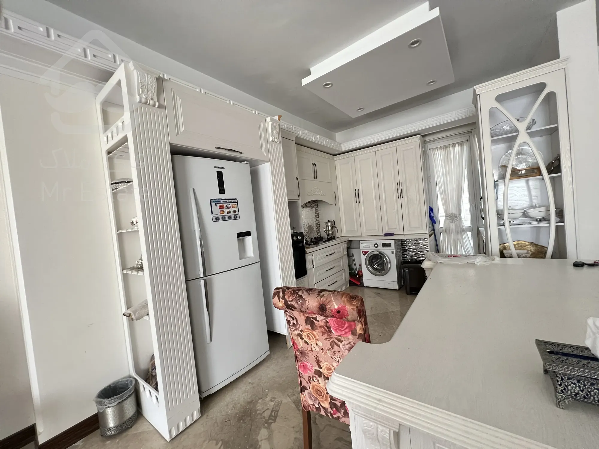 فروش آپارتمان ۱۳۷متری *پنجره قدی* در سازمان برنامه