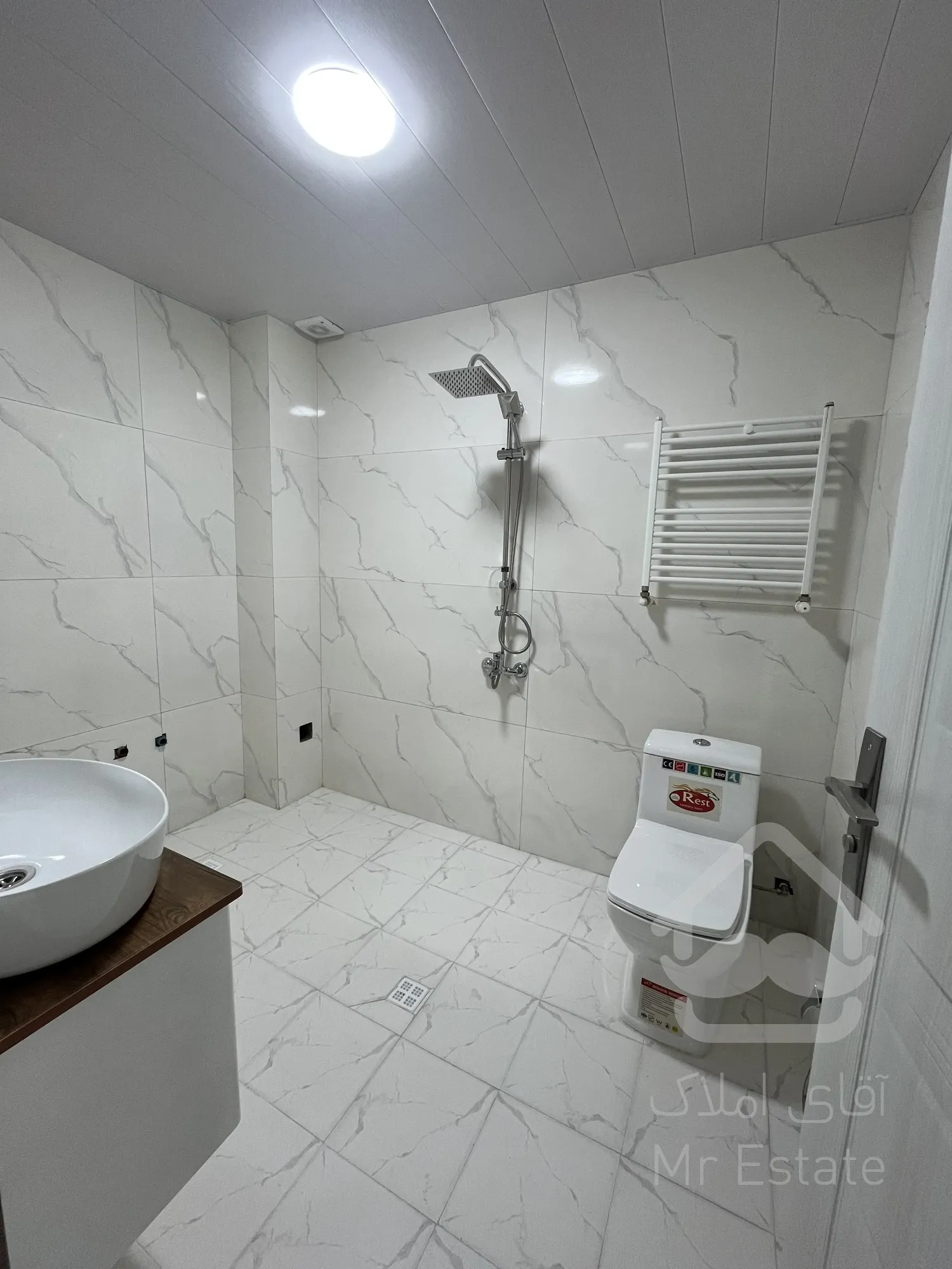 فروش آپارتمان ۱۳۵ متری خیابان تهران