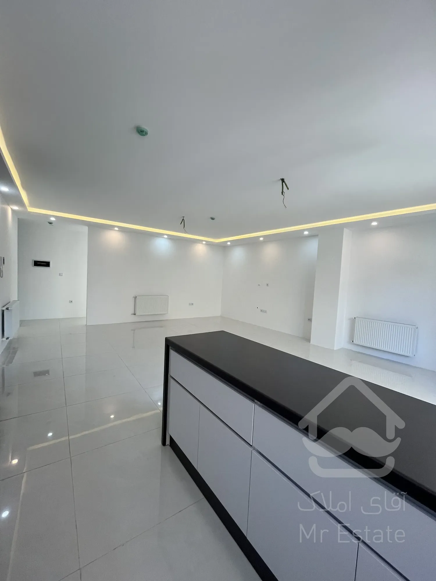 فروش آپارتمان ۱۳۵ متری خیابان تهران