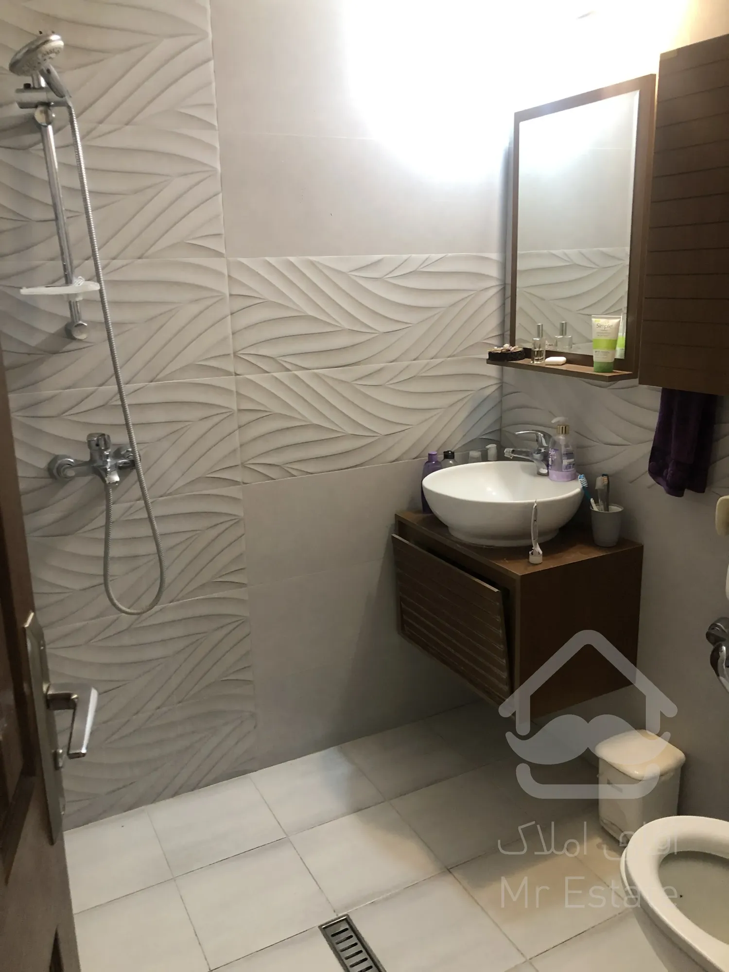 مرزداران خ ایثار ۷۸ متر دو خواب فول رهن و اجازه