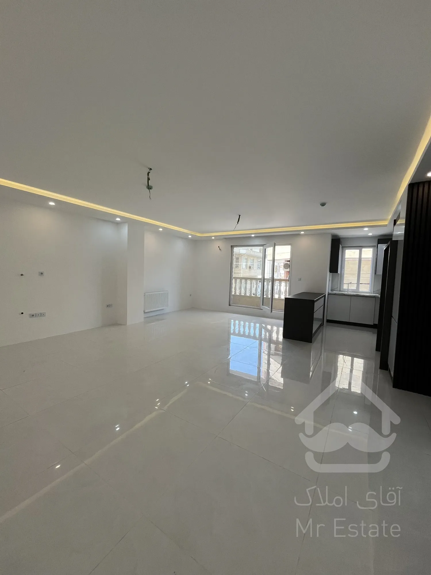 فروش آپارتمان ۱۳۵ متری خیابان تهران