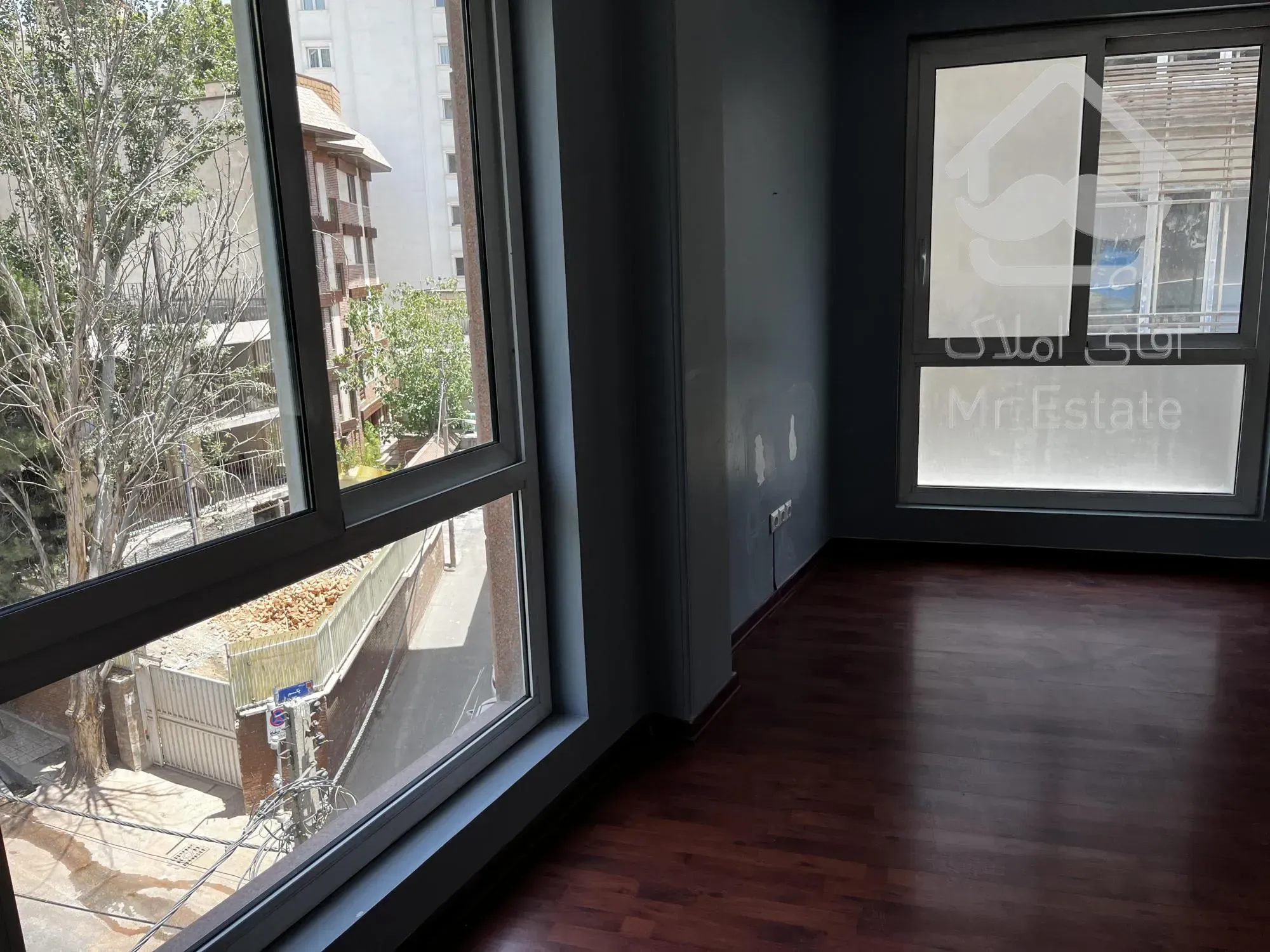 ۹۵ متر موقعیت اداری-نیاوران-محدوده یاسر