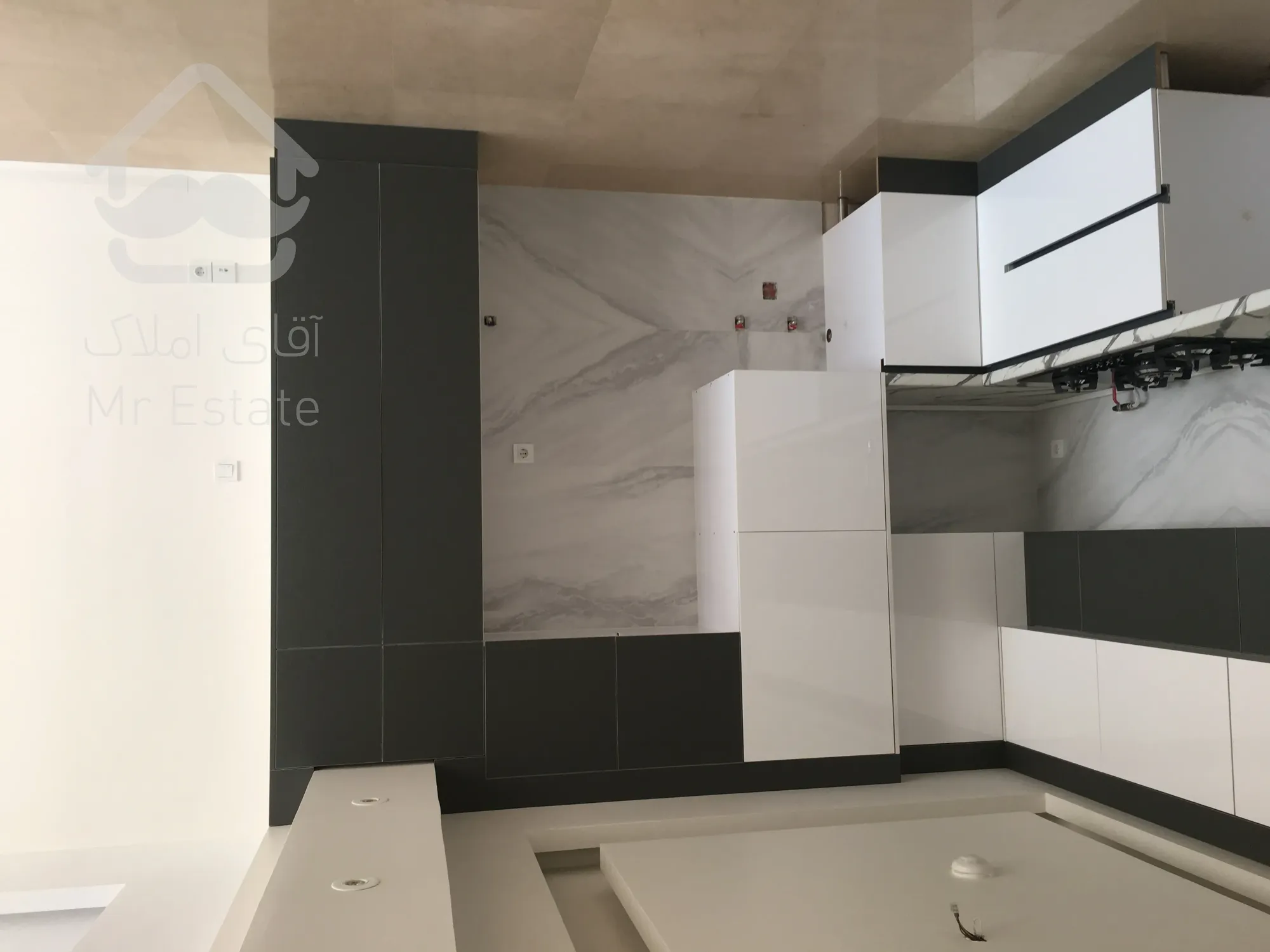 مرزداران خ ایثار 95 متر نوساز فول رهن و اجاره