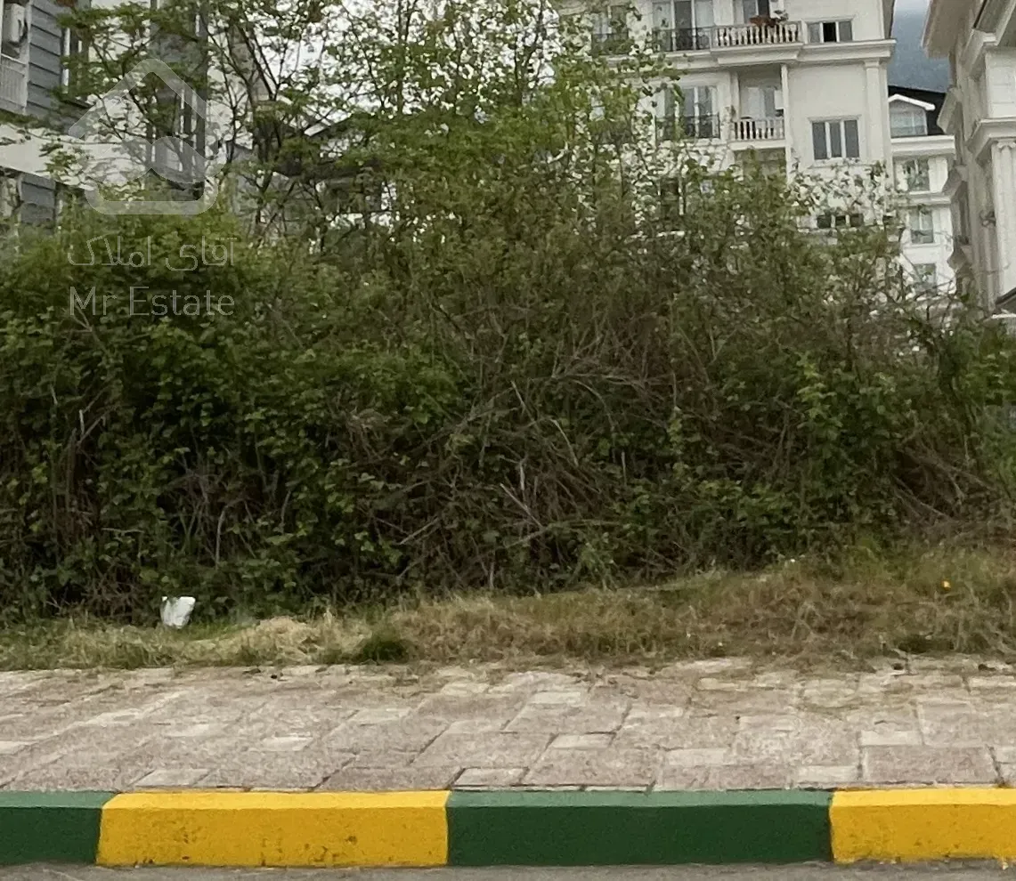 زمین ۴۰۰متری در شهرک نمک آبرود