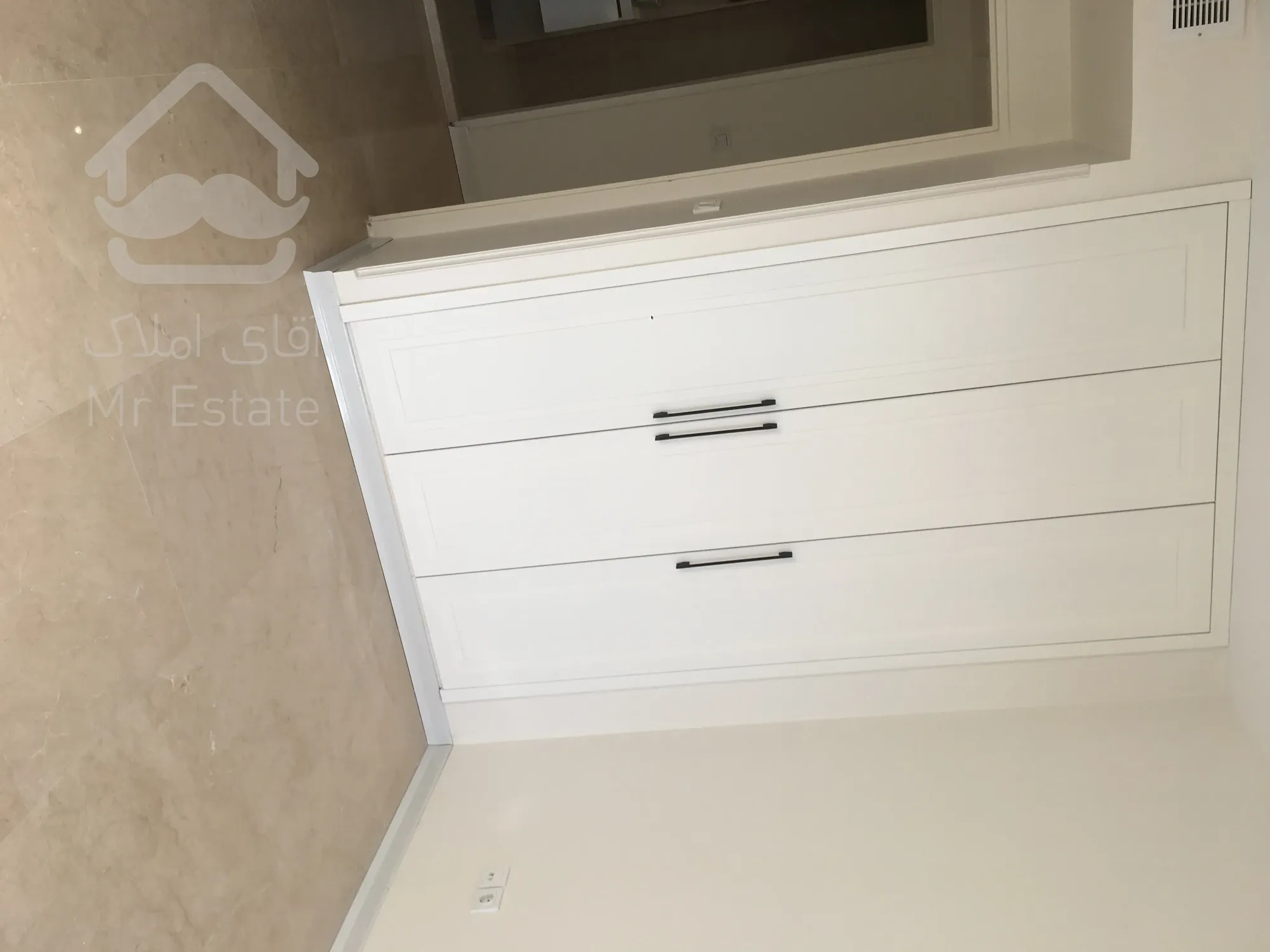 مرزداران خ ایثار 95 متر نوساز فول رهن و اجاره