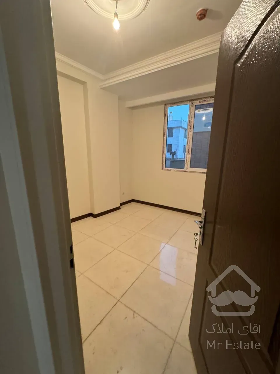 آپارتمان نوساز ۶۷ متری پیروزی