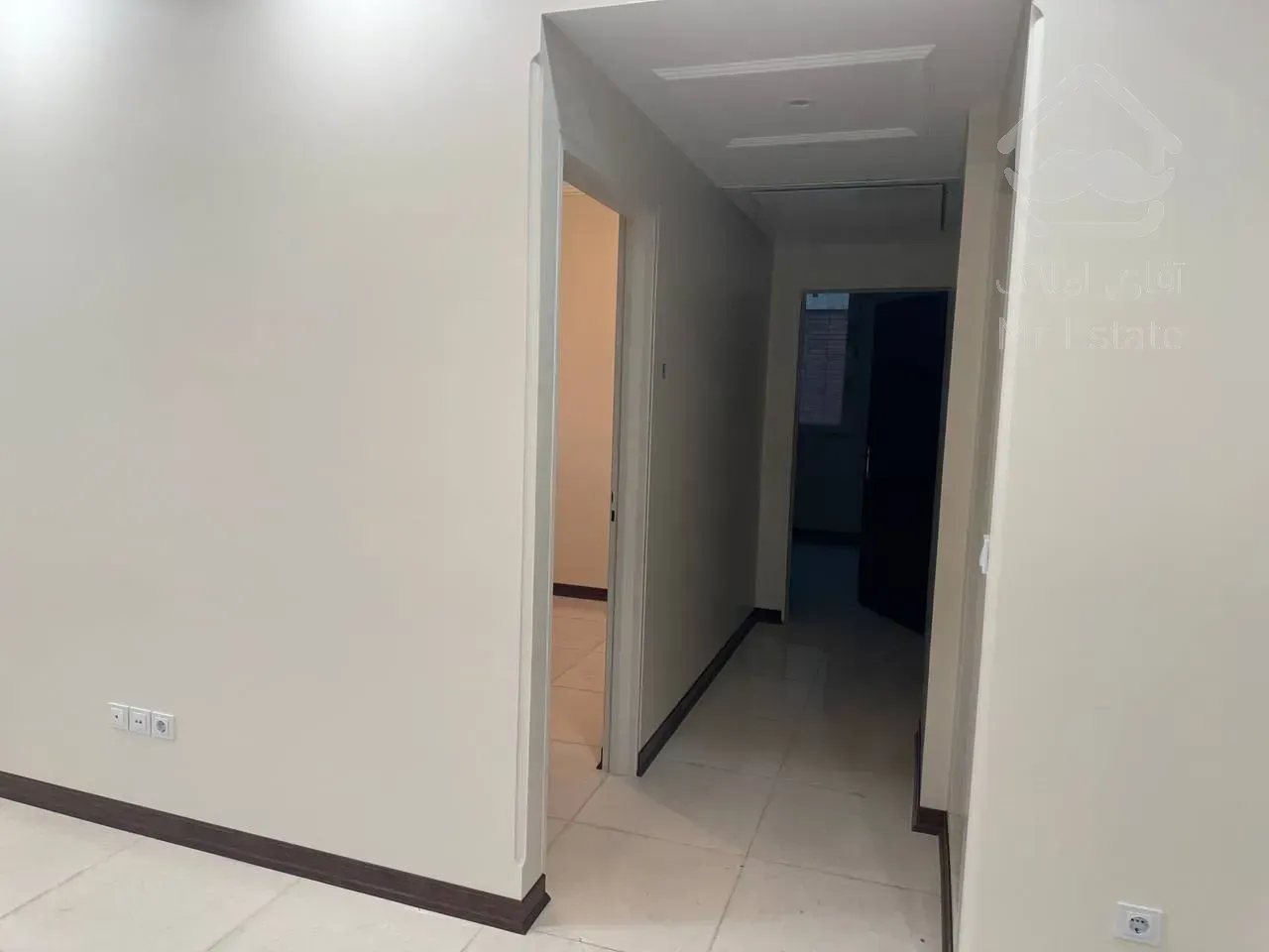 آپارتمان نوساز ۶۷ متری پیروزی