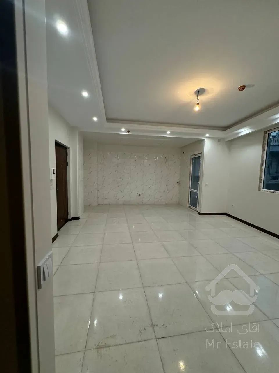 آپارتمان نوساز ۶۷ متری پیروزی