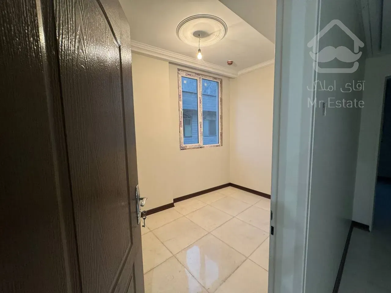 آپارتمان نوساز ۶۷ متری پیروزی