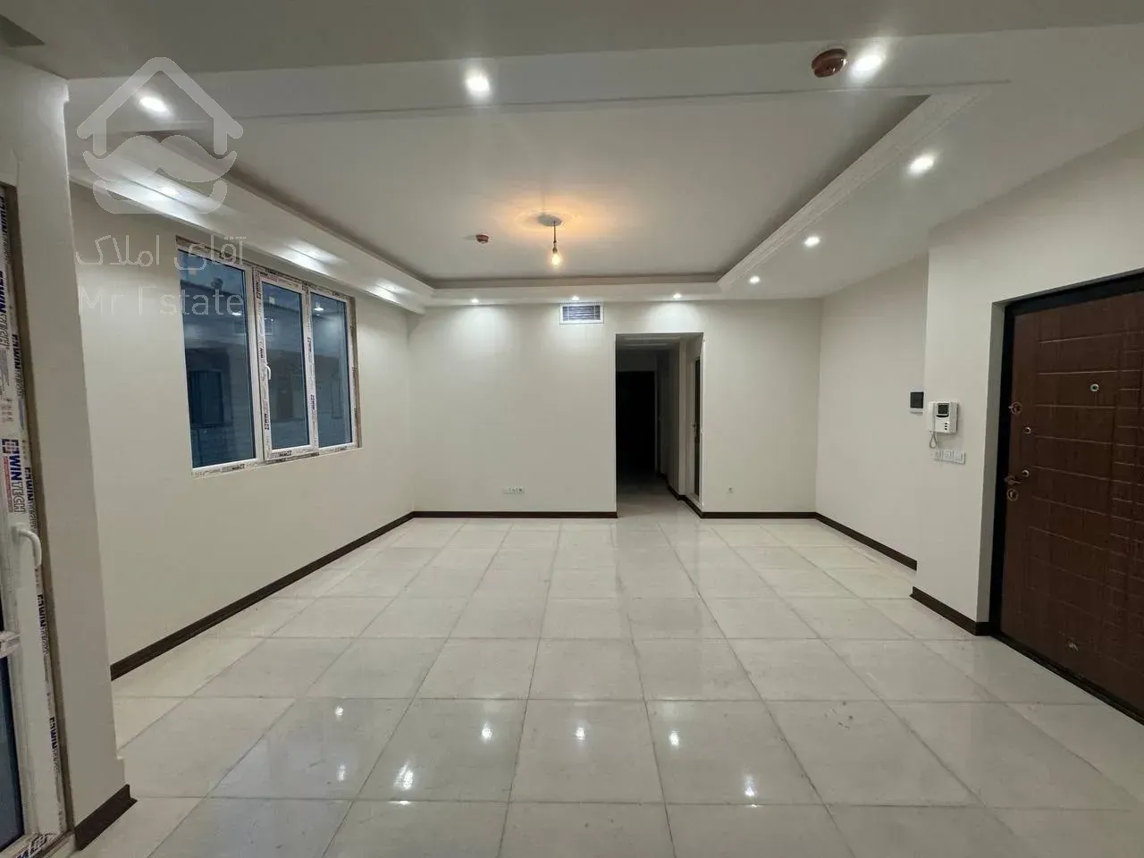 آپارتمان نوساز ۶۷ متری پیروزی