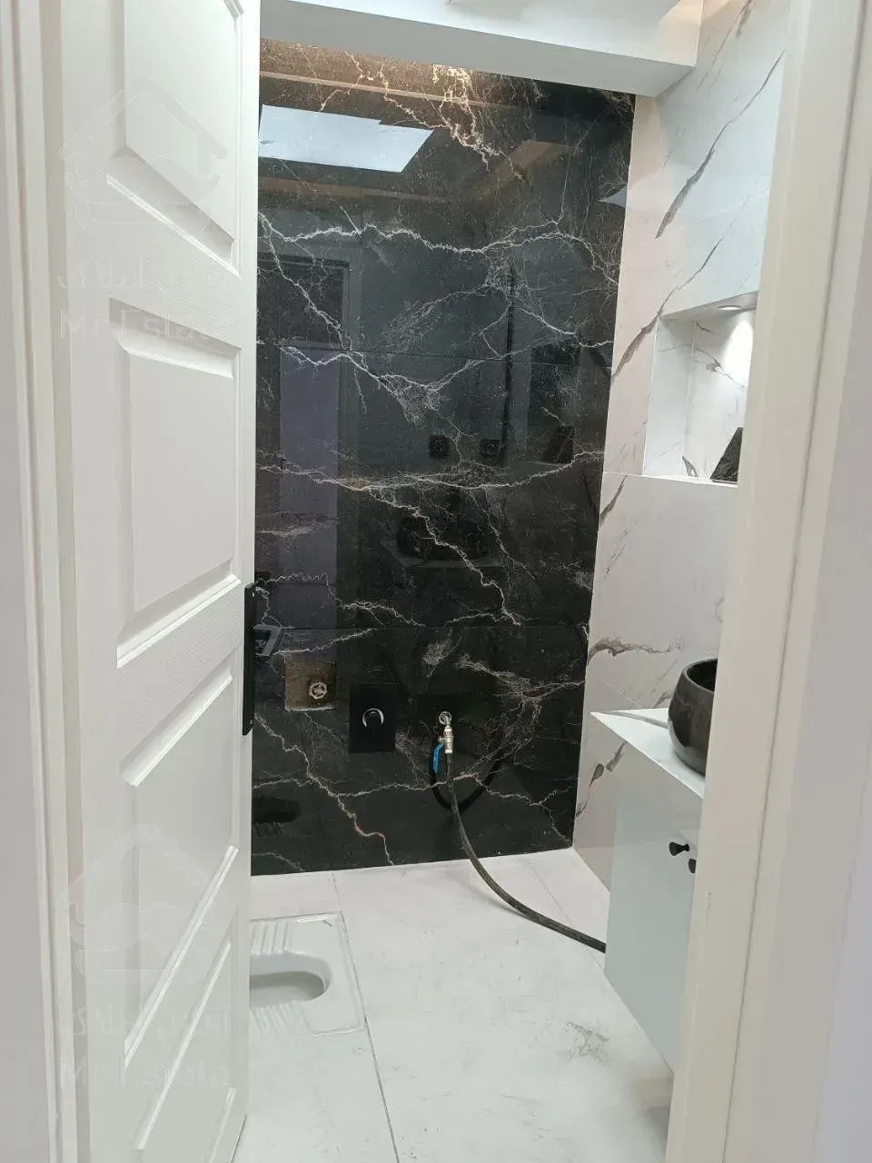 ۱۸۶ متر / البرز / بازسازی آمریکایی