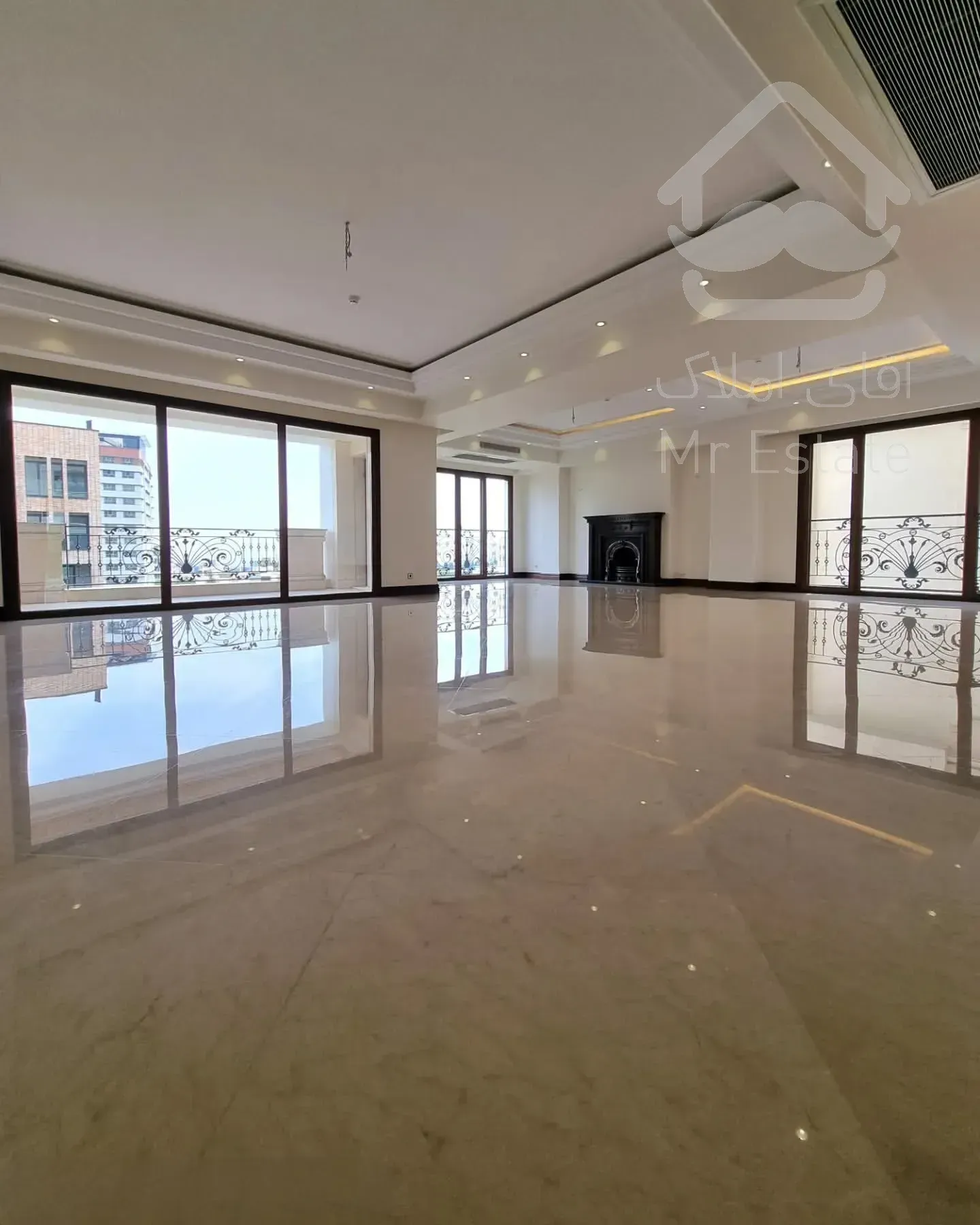 زعفرانیه / 450 متر / سوییت مجزا / تاپ لوکیشن