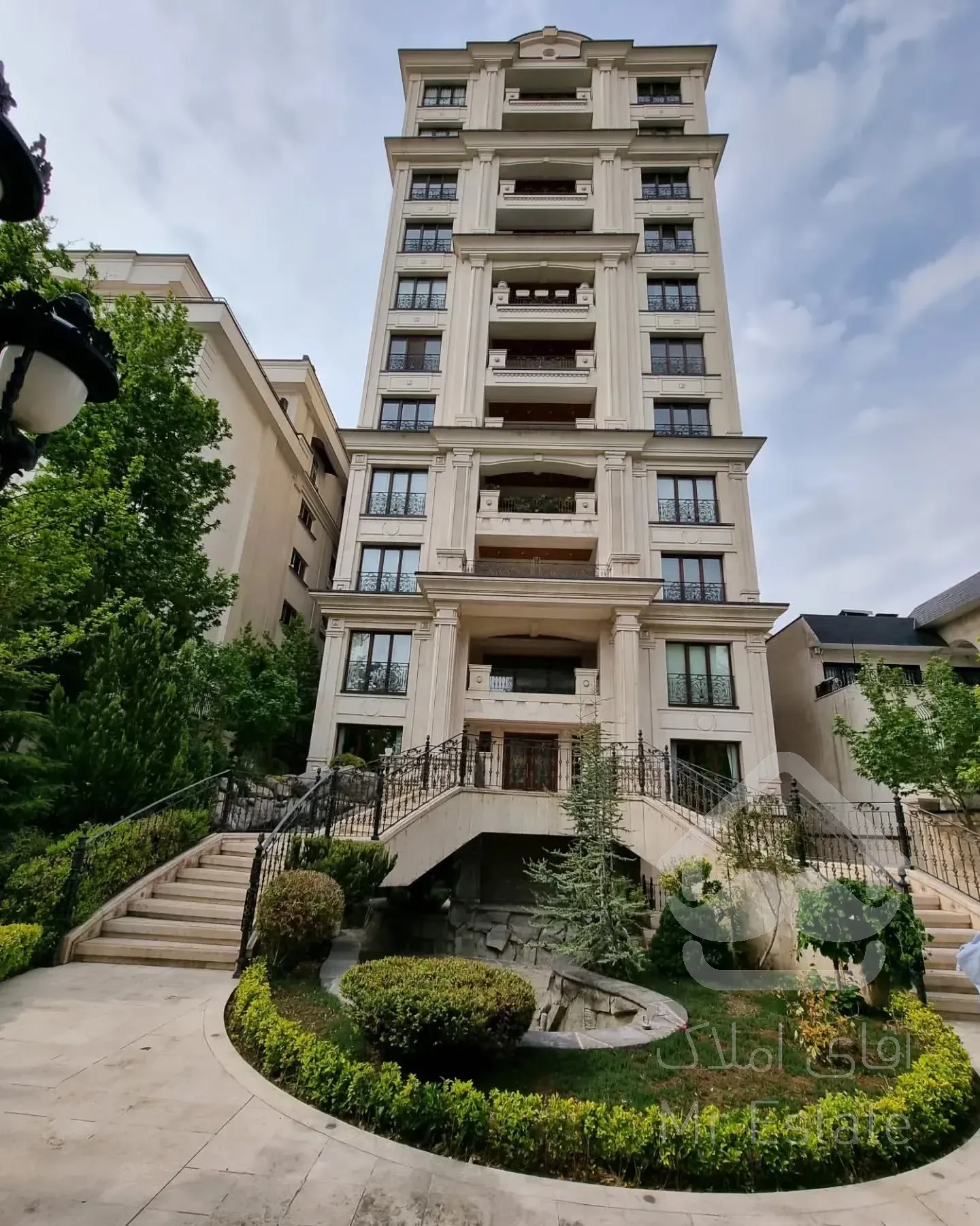 زعفرانیه / 450 متر / سوییت مجزا / تاپ لوکیشن