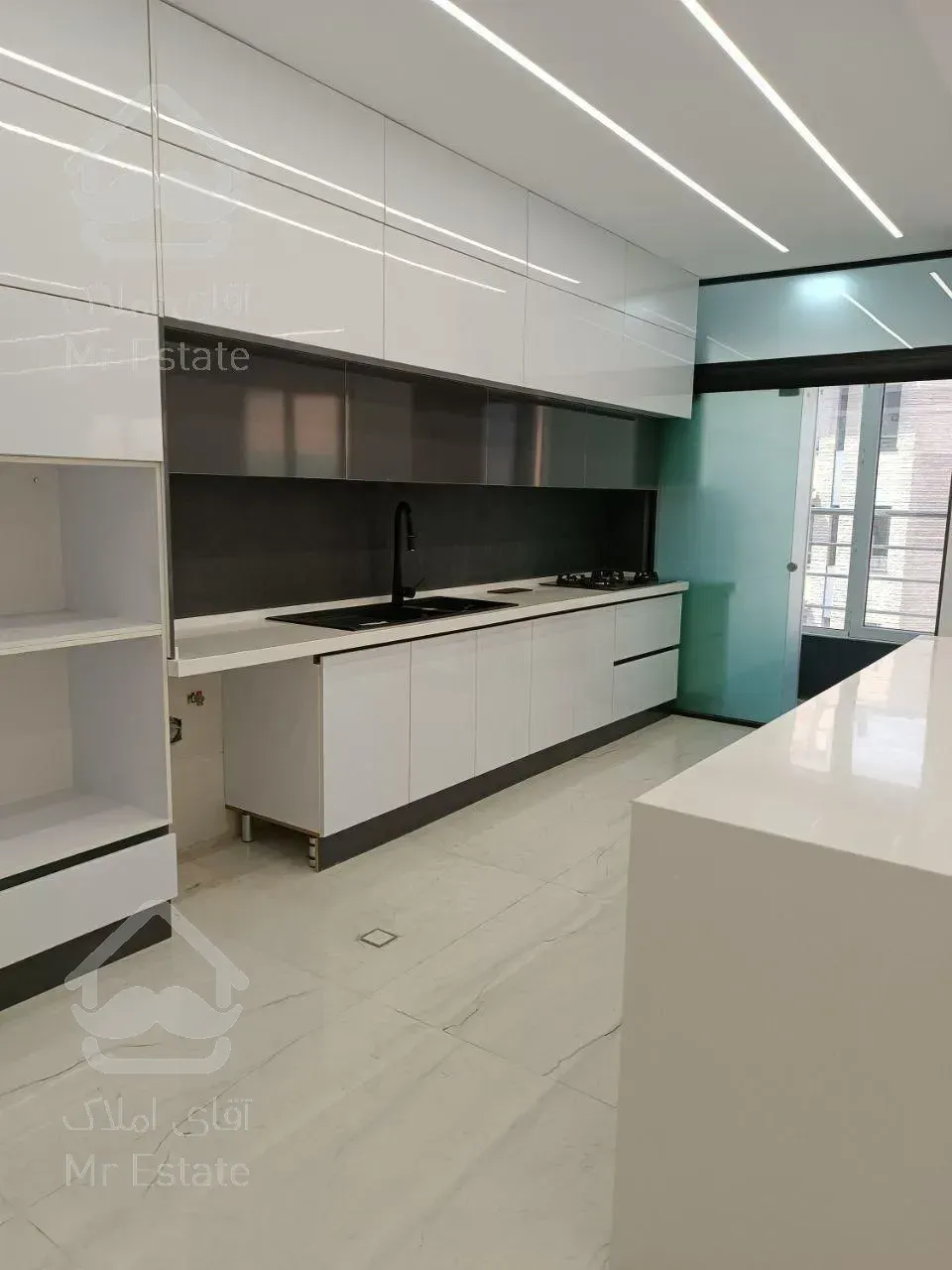 ۱۸۶ متر / البرز / بازسازی آمریکایی