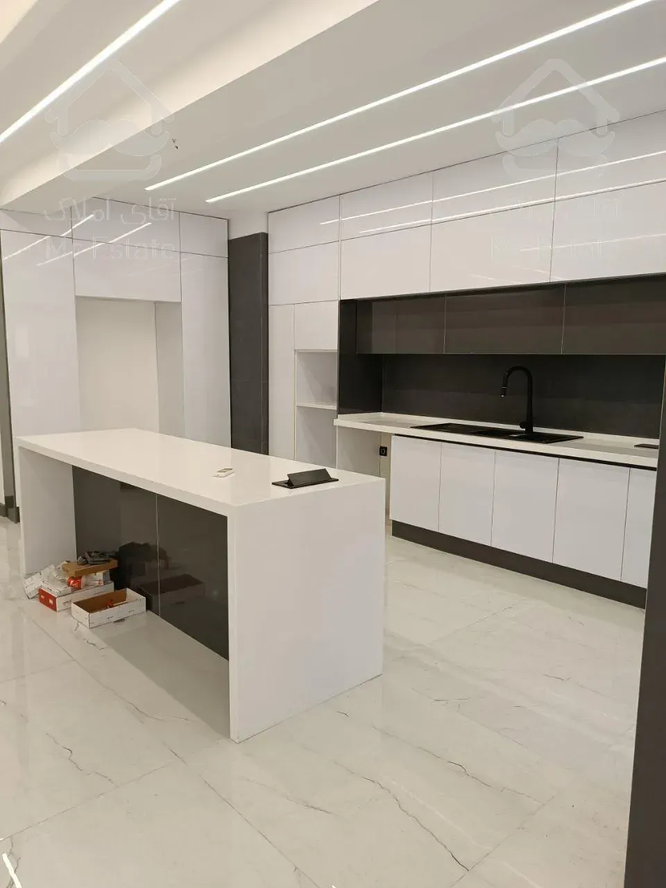 ۱۸۶ متر / البرز / بازسازی آمریکایی