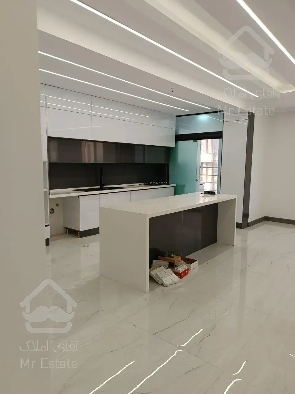 ۱۸۶ متر / البرز / بازسازی آمریکایی