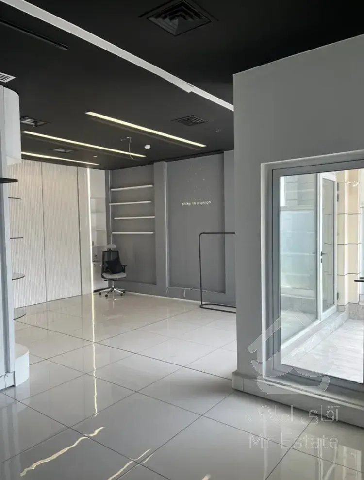 ۸۵ متر اداری نیاوران / ۶ ساله / دسترسی بی نظیر