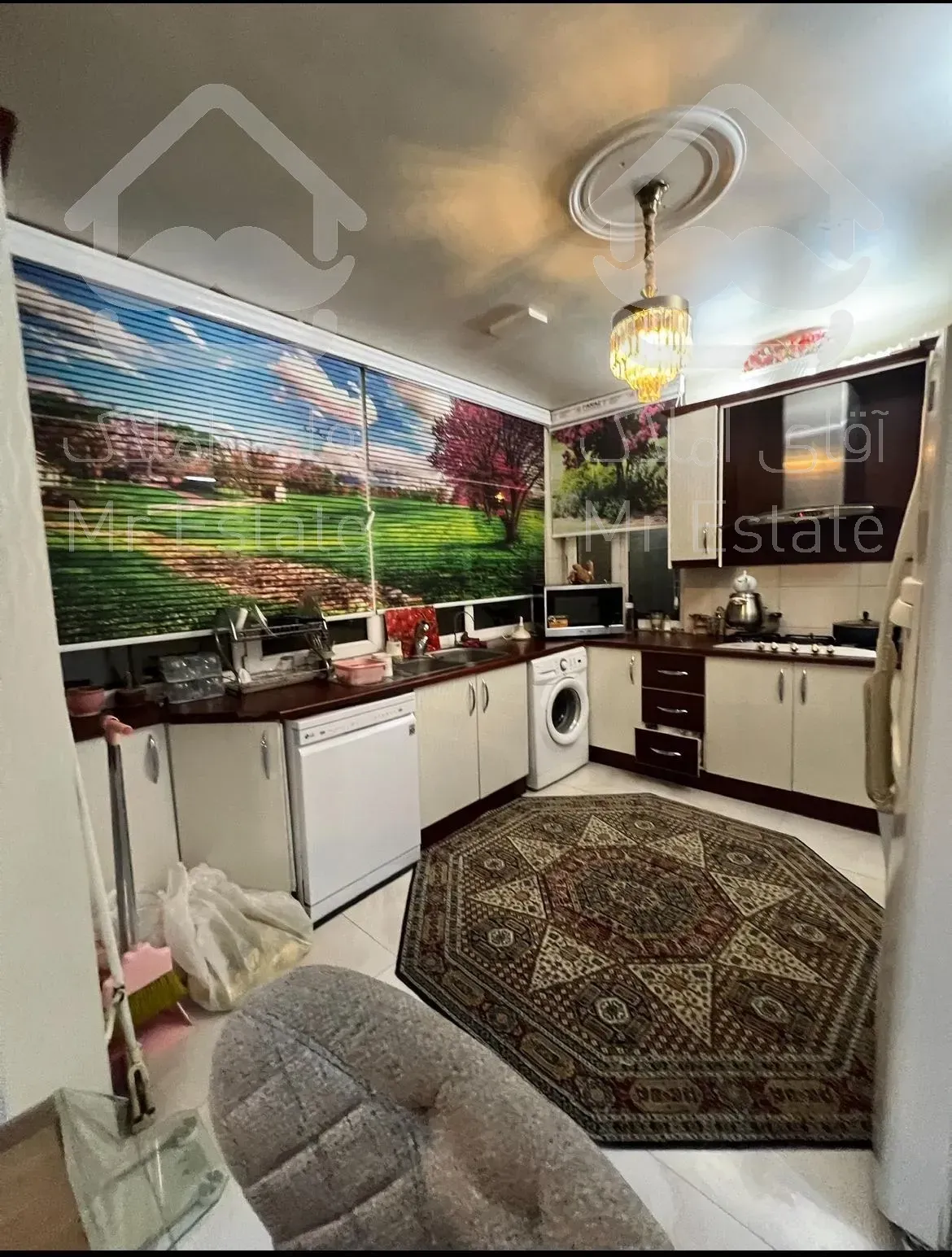 فروش آپارتمان ۱۳۷ متری / ۳ خواب / منطقه ۲۲