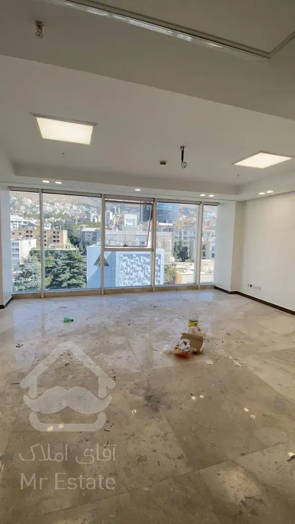 ۸۵ متر اداری نیاوران / ۶ ساله / دسترسی بی نظیر