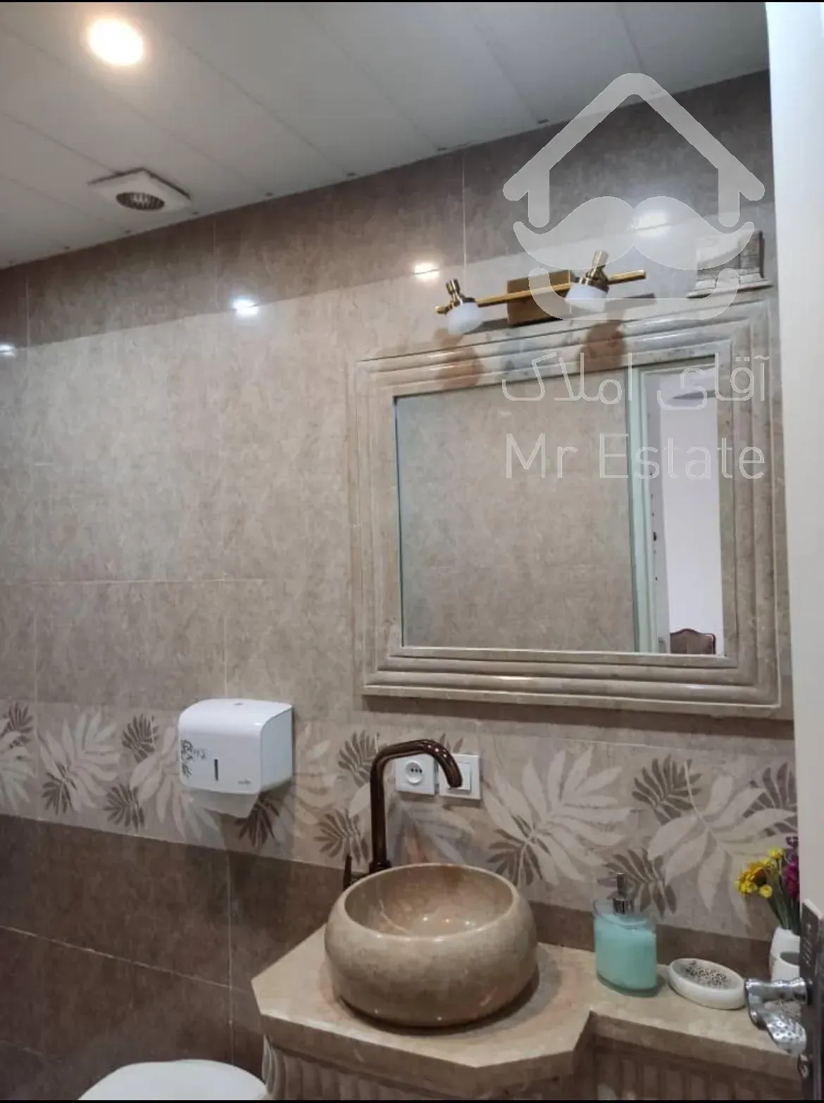 فروش آپارتمان ۱۳۷ متری / ۳ خواب / منطقه ۲۲