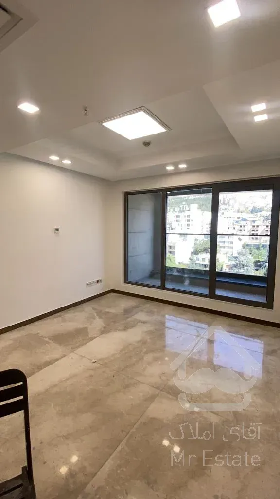 ۸۵ متر اداری نیاوران / ۶ ساله / دسترسی بی نظیر