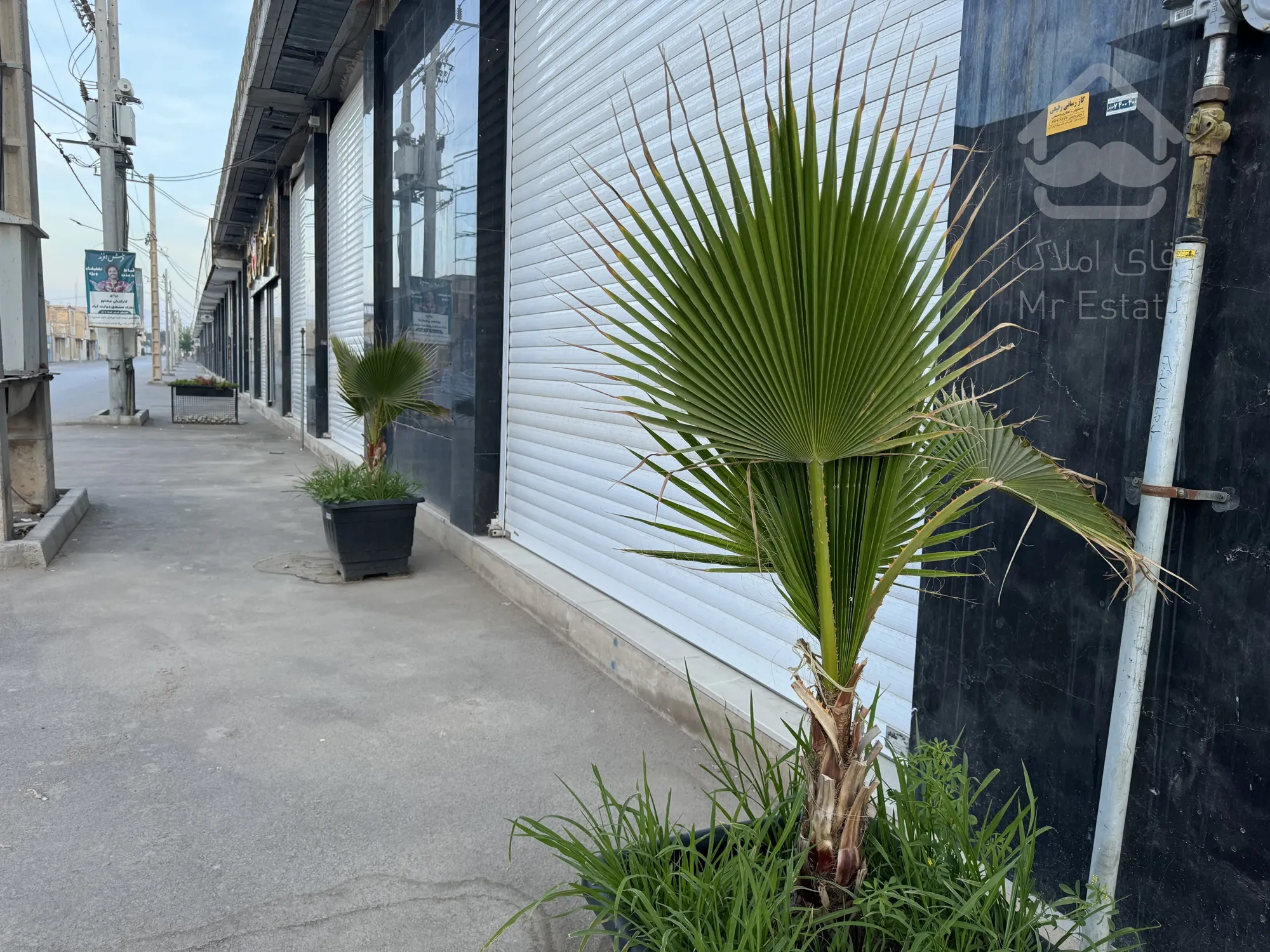 ۲۰۰ متری بهداشتی تولیدی کارگاهی انبار