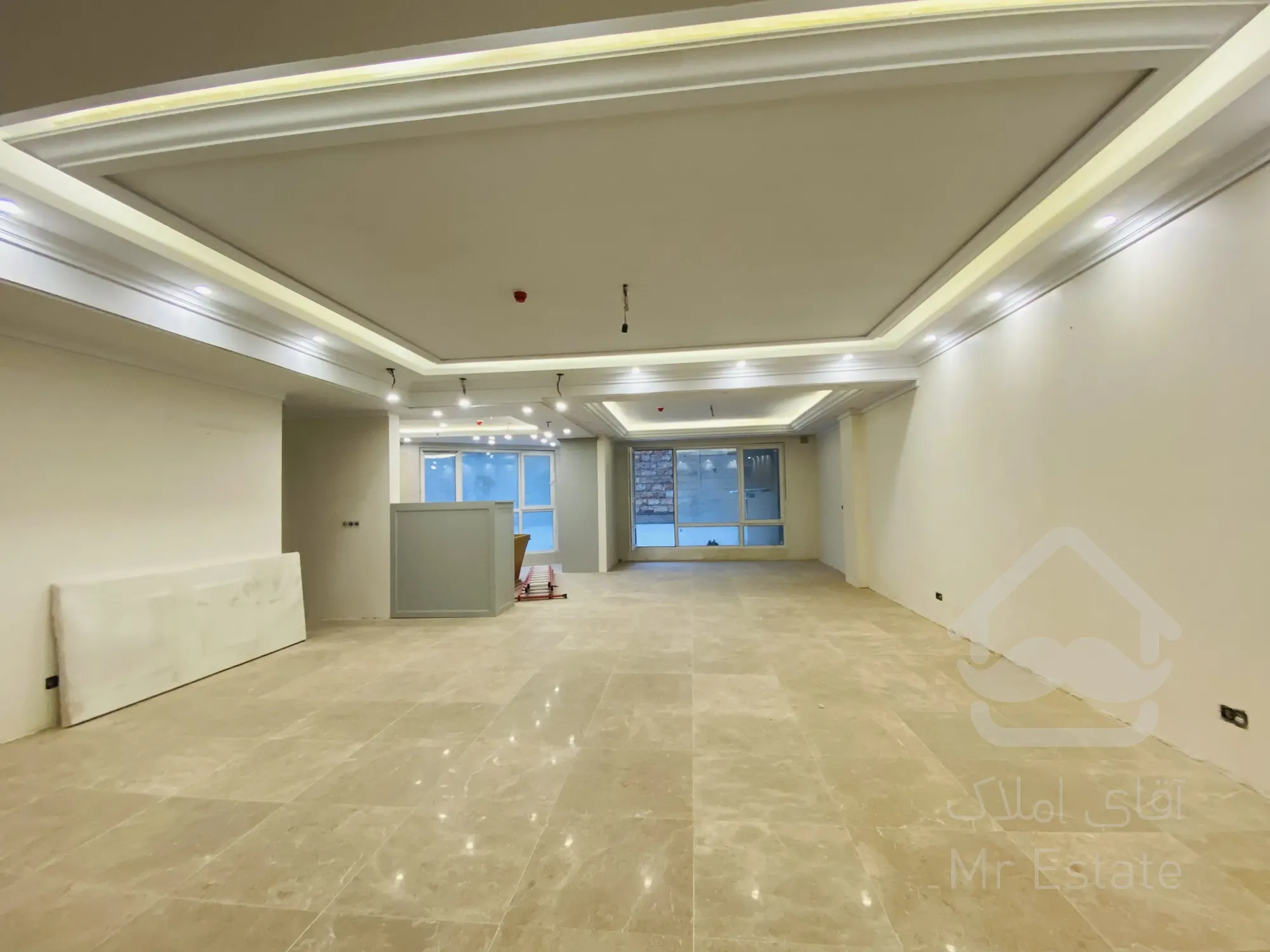 190 متر ۳ خواب فول مشاعات فرمانیه