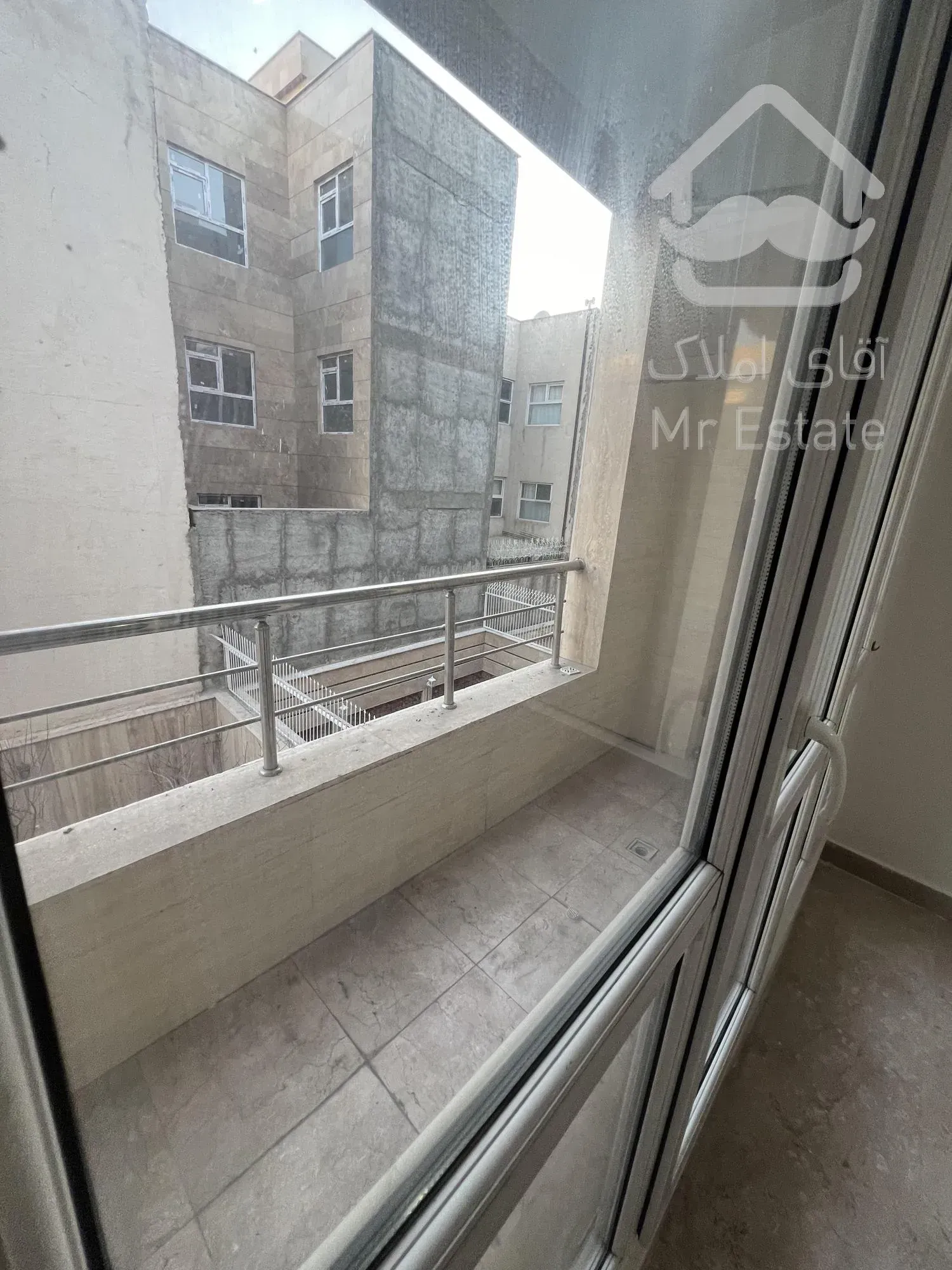 فروش اپارتمان ۱۳۰ متری / ۲ خواب / شهرک راه اهن