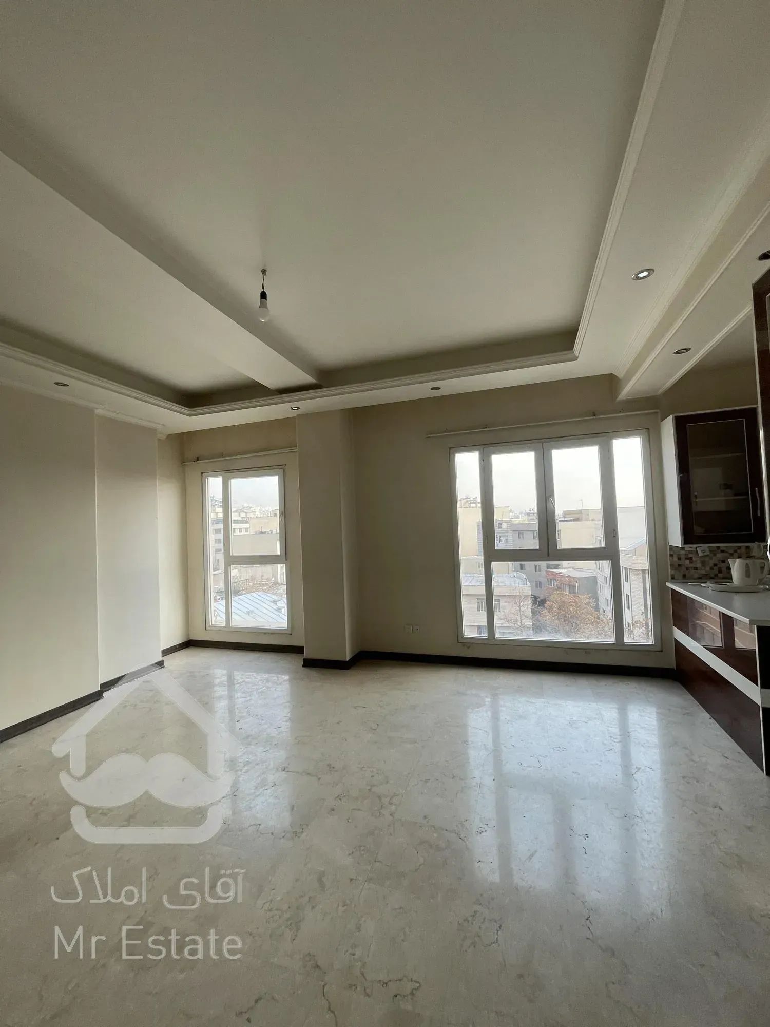 ۱۰۳متر دوخواب/پرنور/دزاشیب