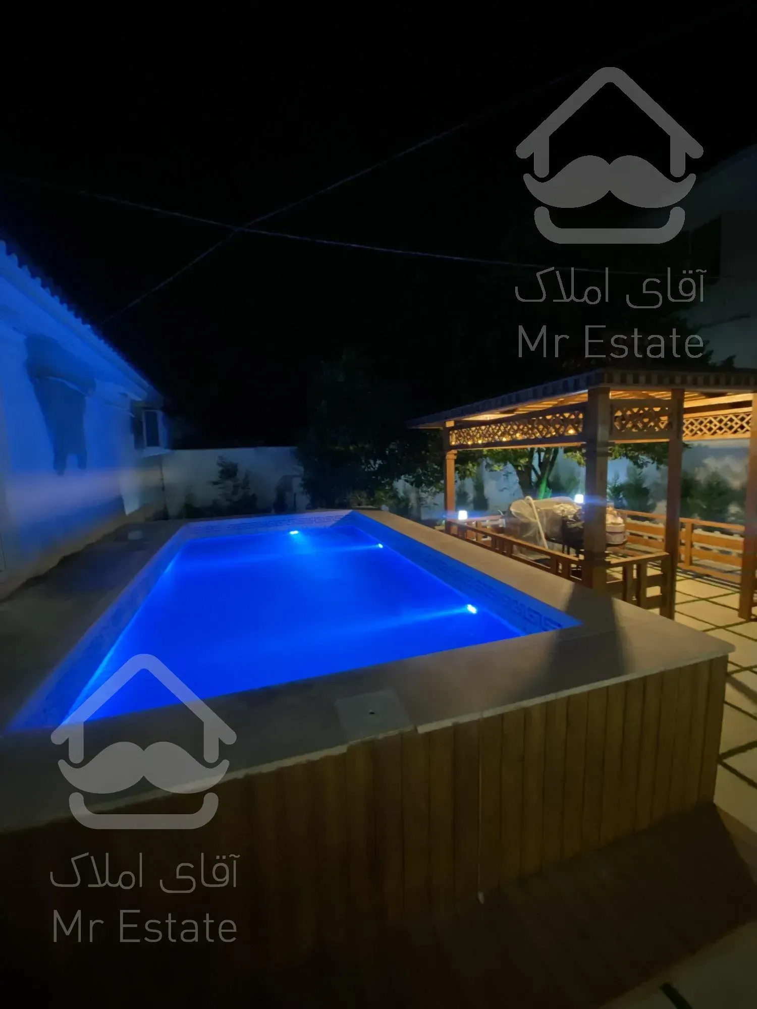 ويلا رويان لوكس