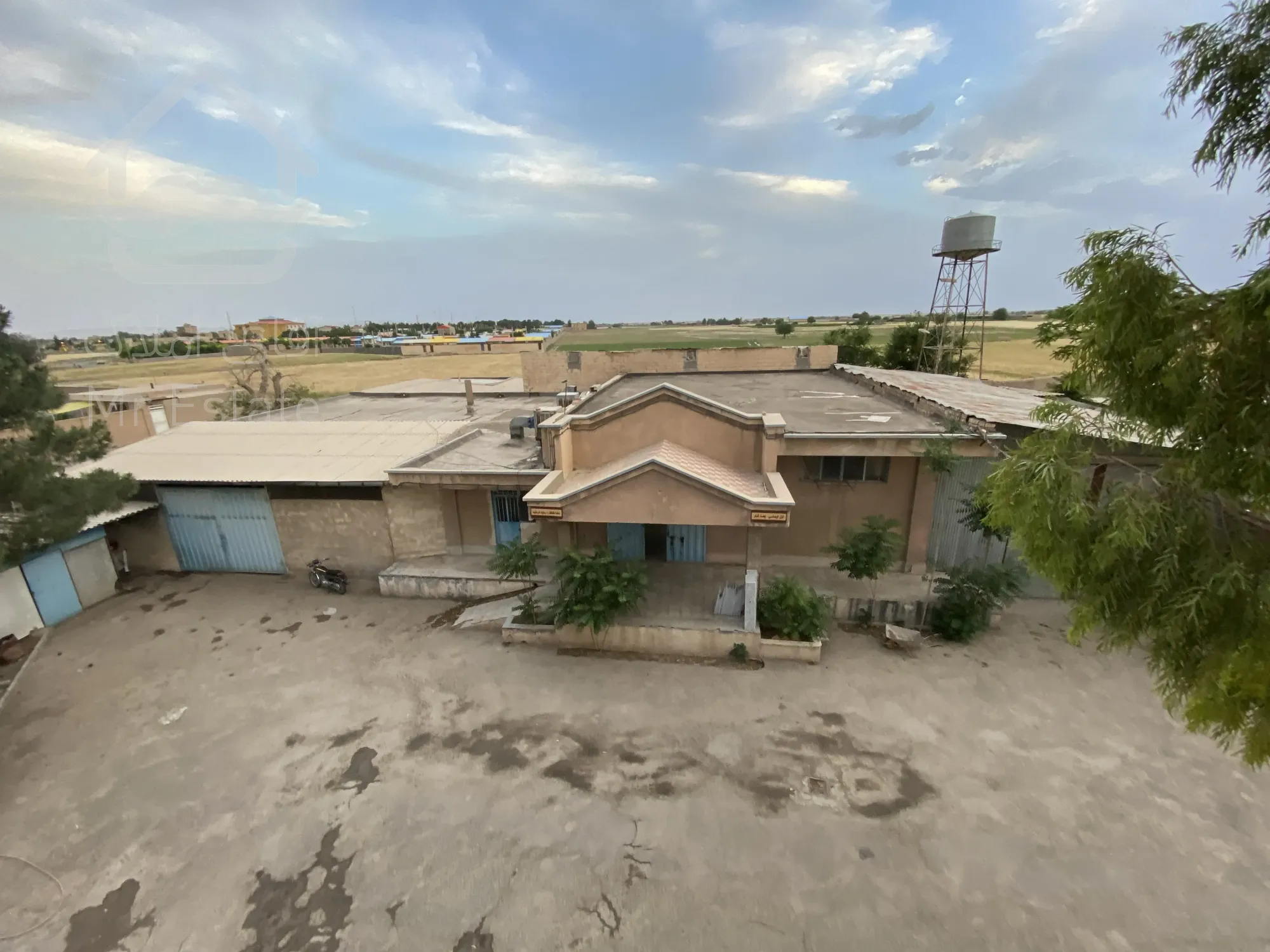 کارخانه ۱۲۰۰۰ متر زمین صنعتی ۱۷۰۰ متر بنا