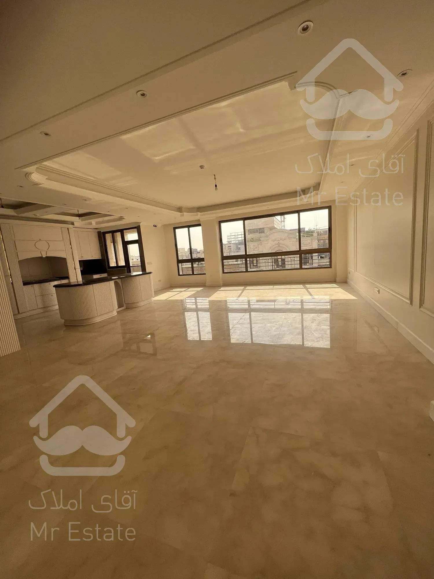 فروش آپارتمان ویلایی / نوساز / ۳ طبقه یک جا