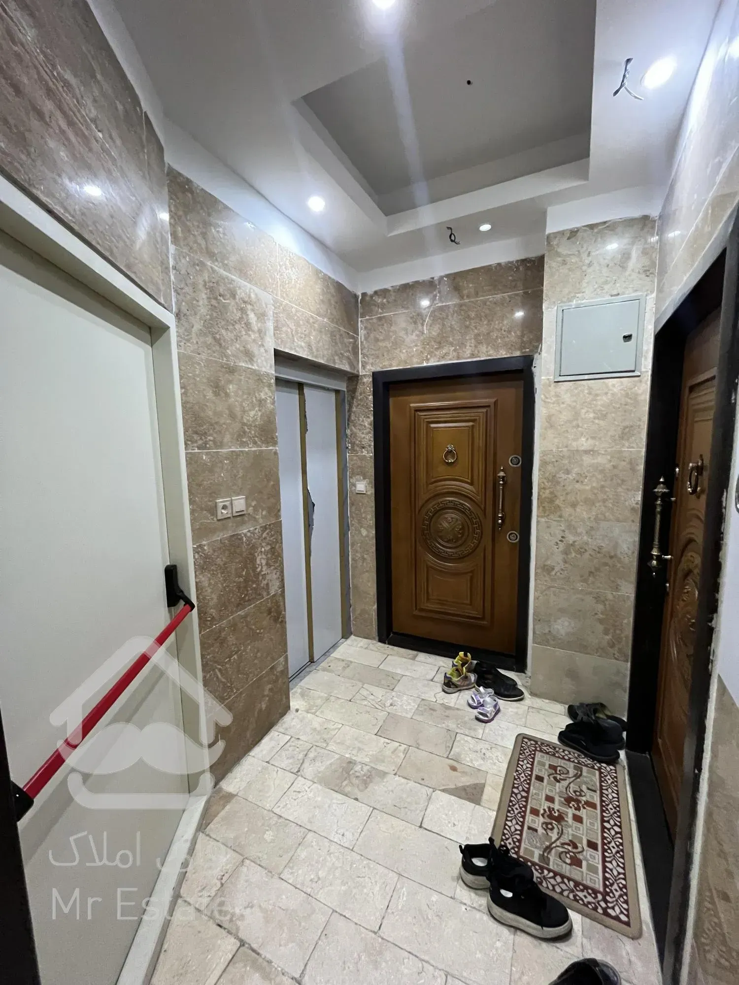 آپارتمان ۱۵۰ متری / فردیس فلکه پنجم