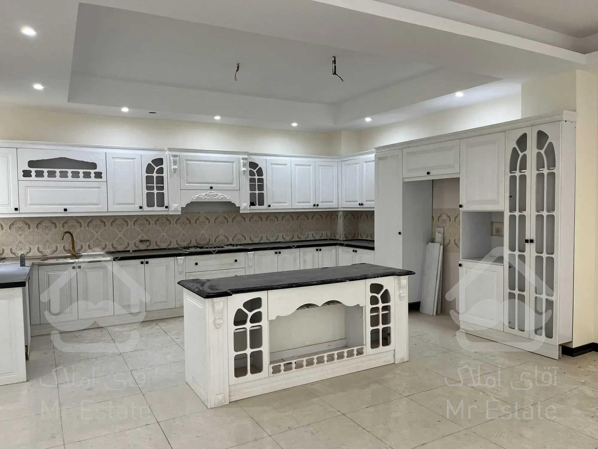 آپارتمان ۱۵۰ متری / فردیس فلکه پنجم