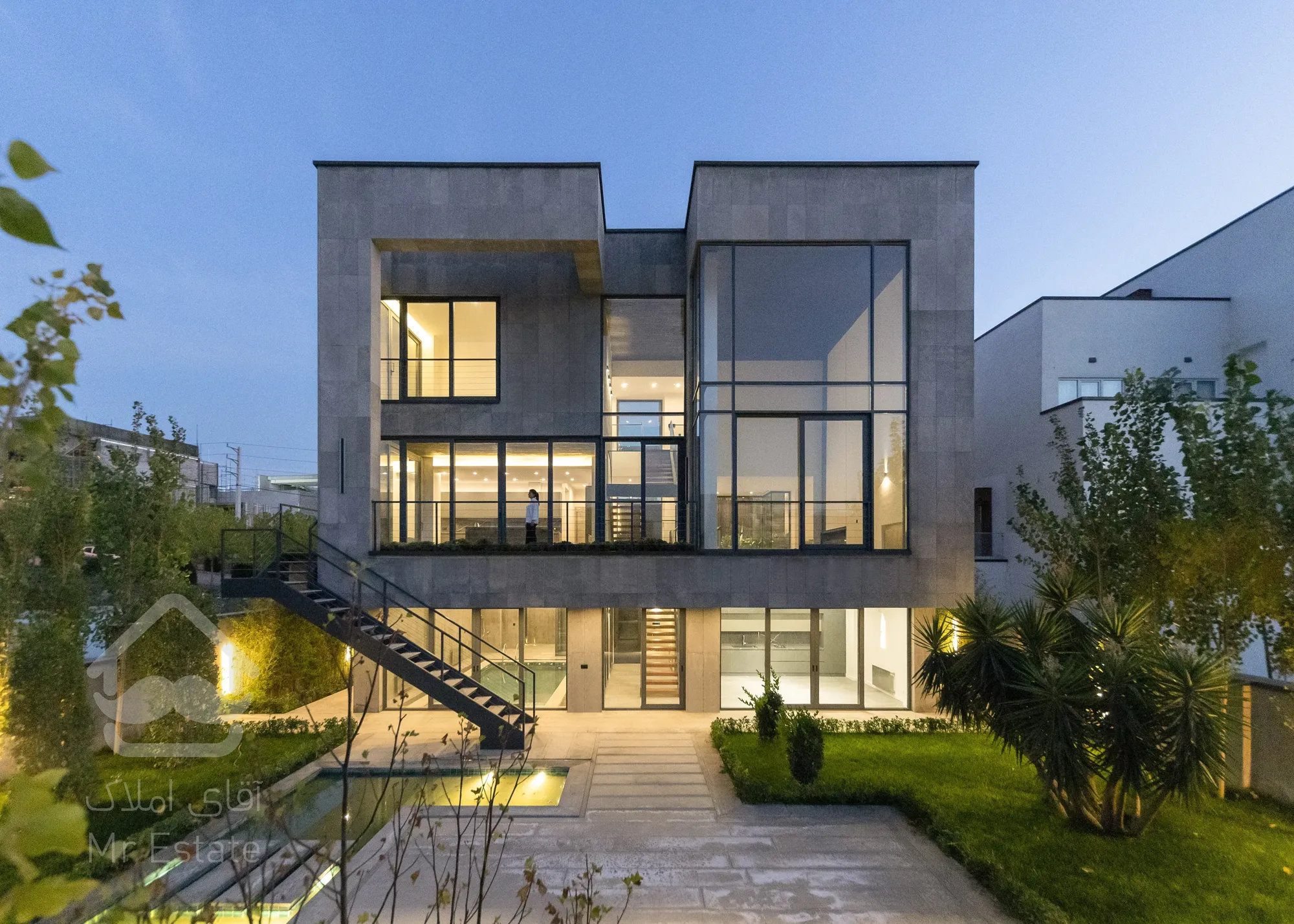 یه ویلا فراتر از رؤیا – خاص، لوکس و آینده‌نگر توی شهرک مینوسا!