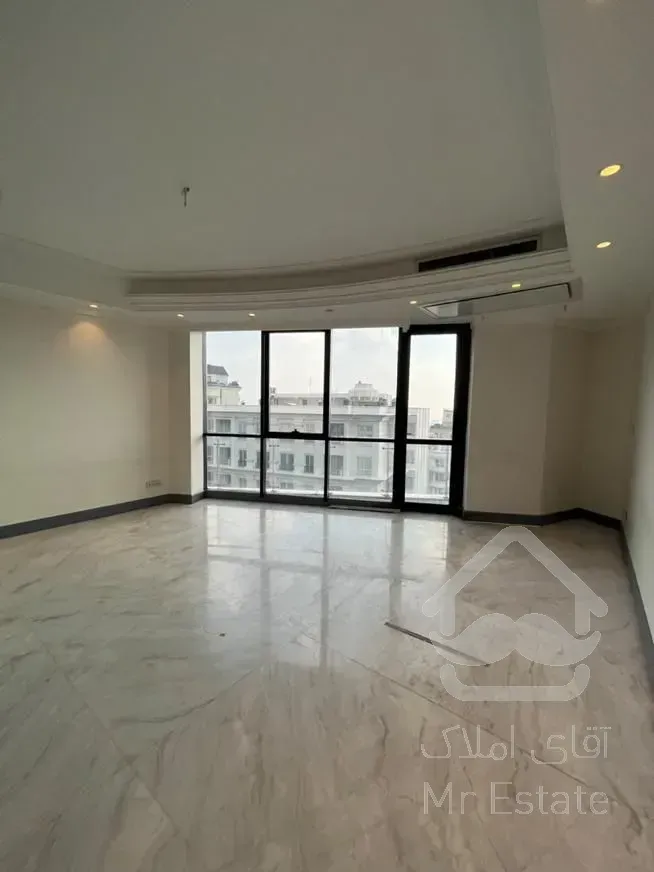 ۱۰۵ متر سند اداری نیاوران، مجتمع برند ، نوساز و مدرن