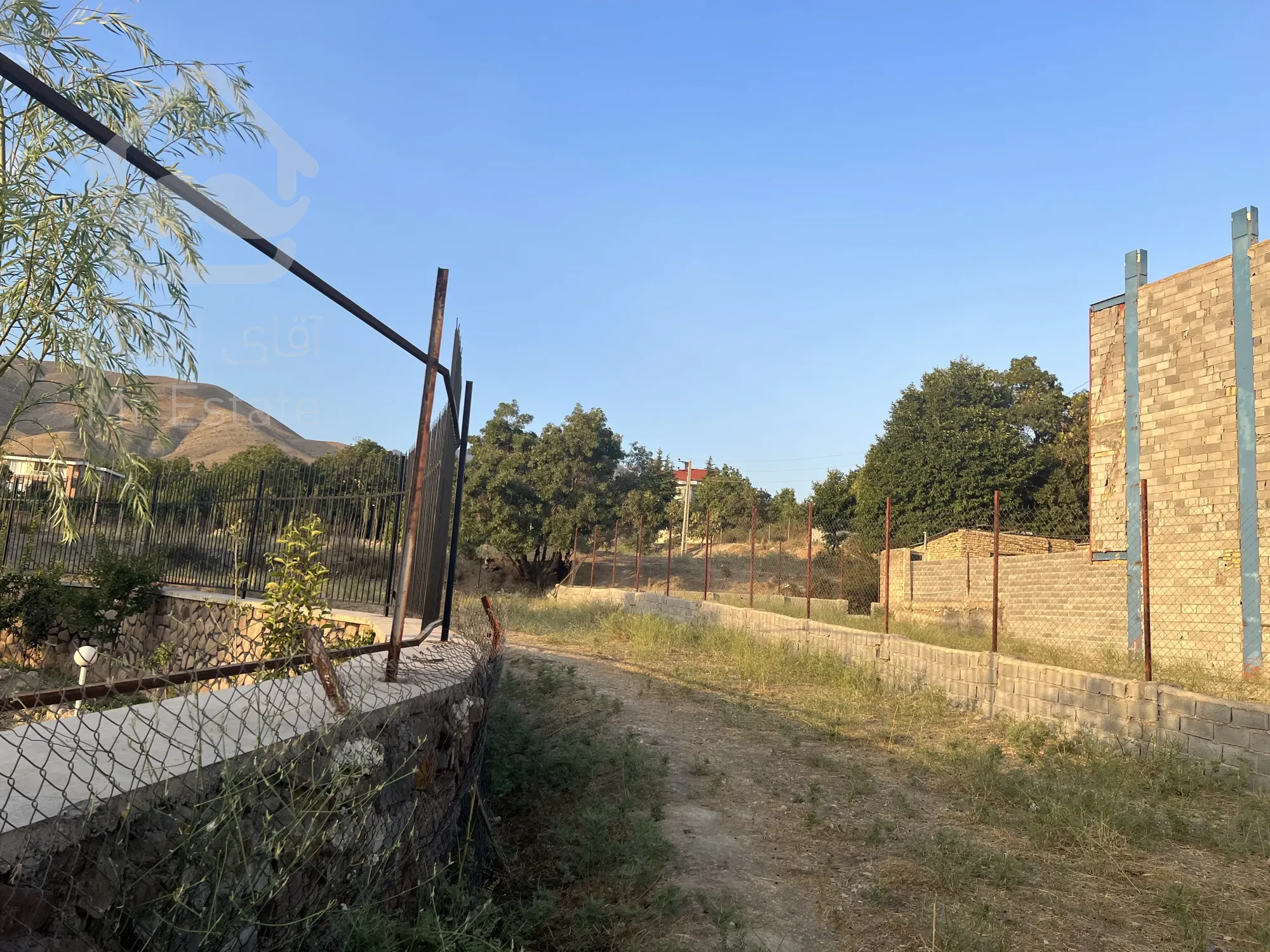 زمین ۵۵۰ متری در لواسان کوچک