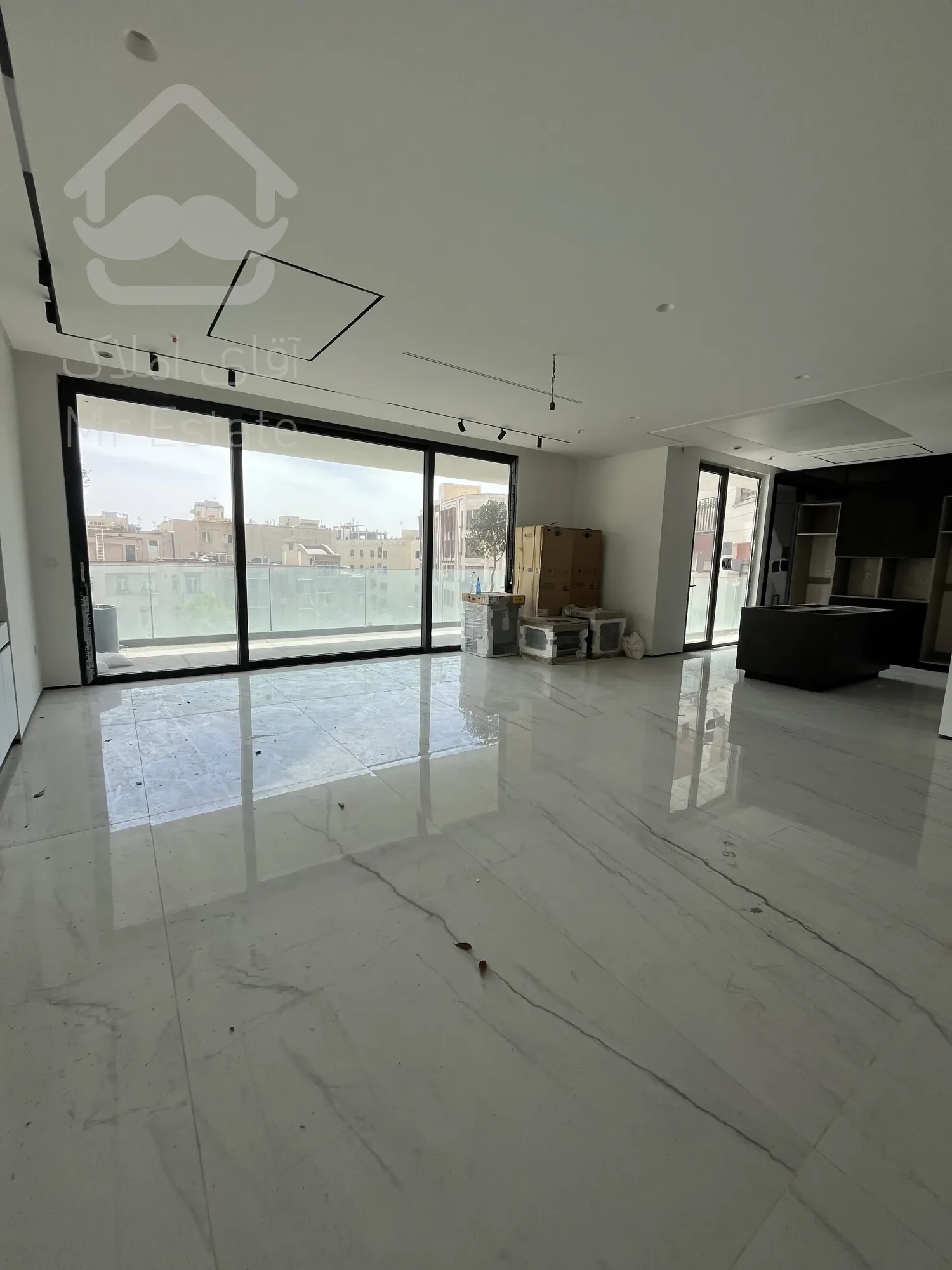 فروش بهترین آپارتمان ۱۵۵ متری نوساز در فرمانیه