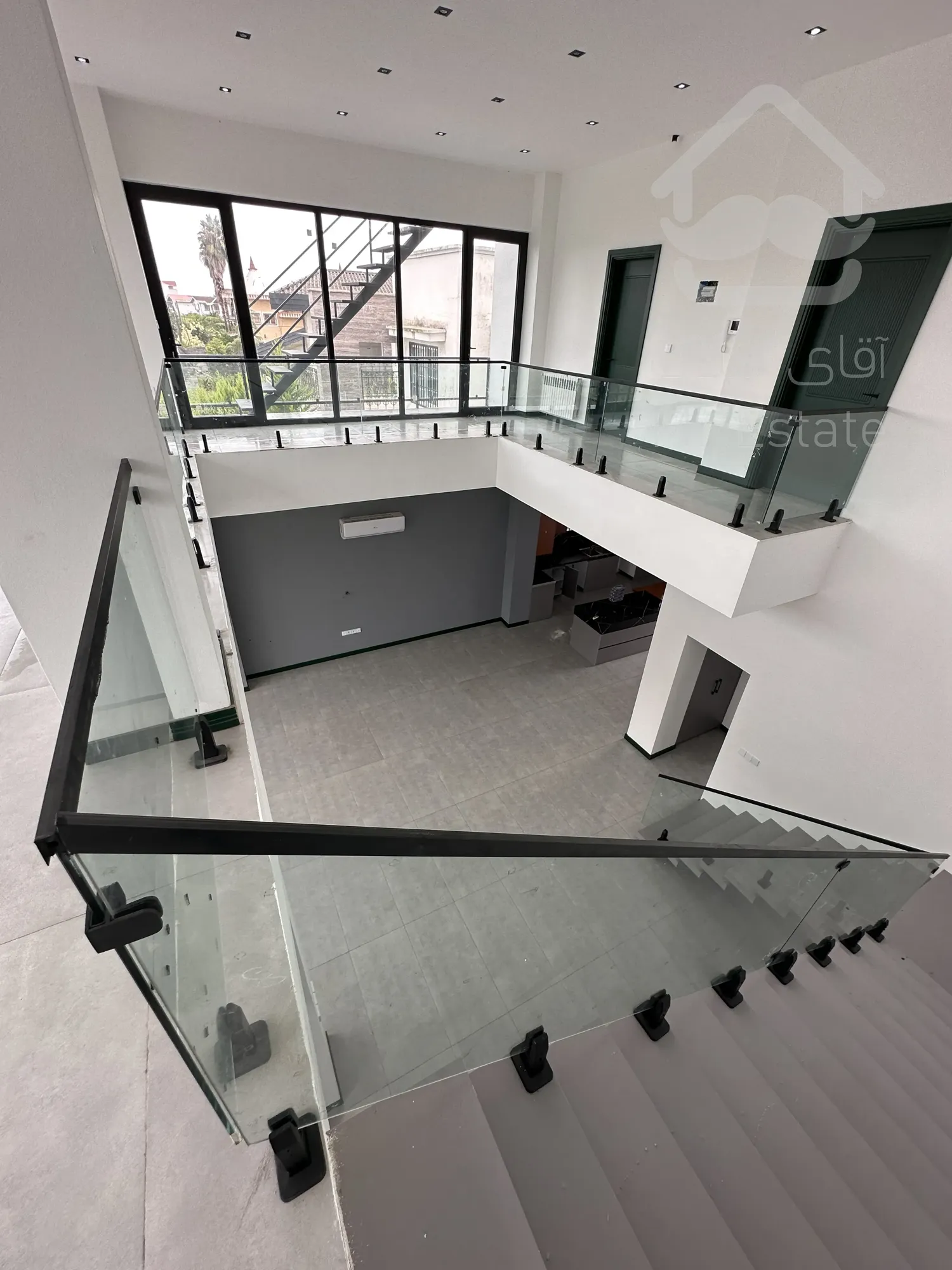 فروش ویلا مدرن/داخل مجموعه