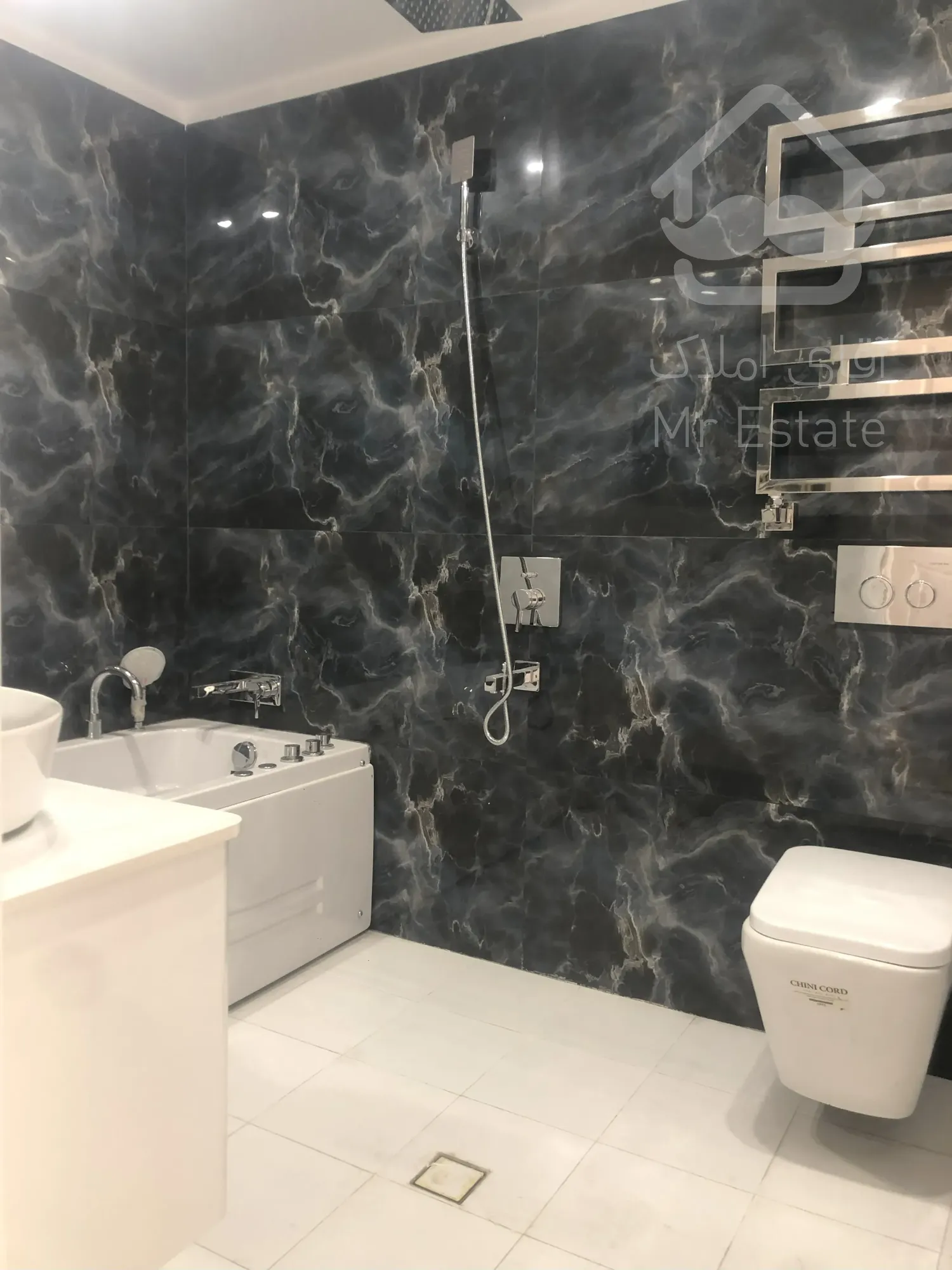 230 متری سه خواب با تمام امکانات