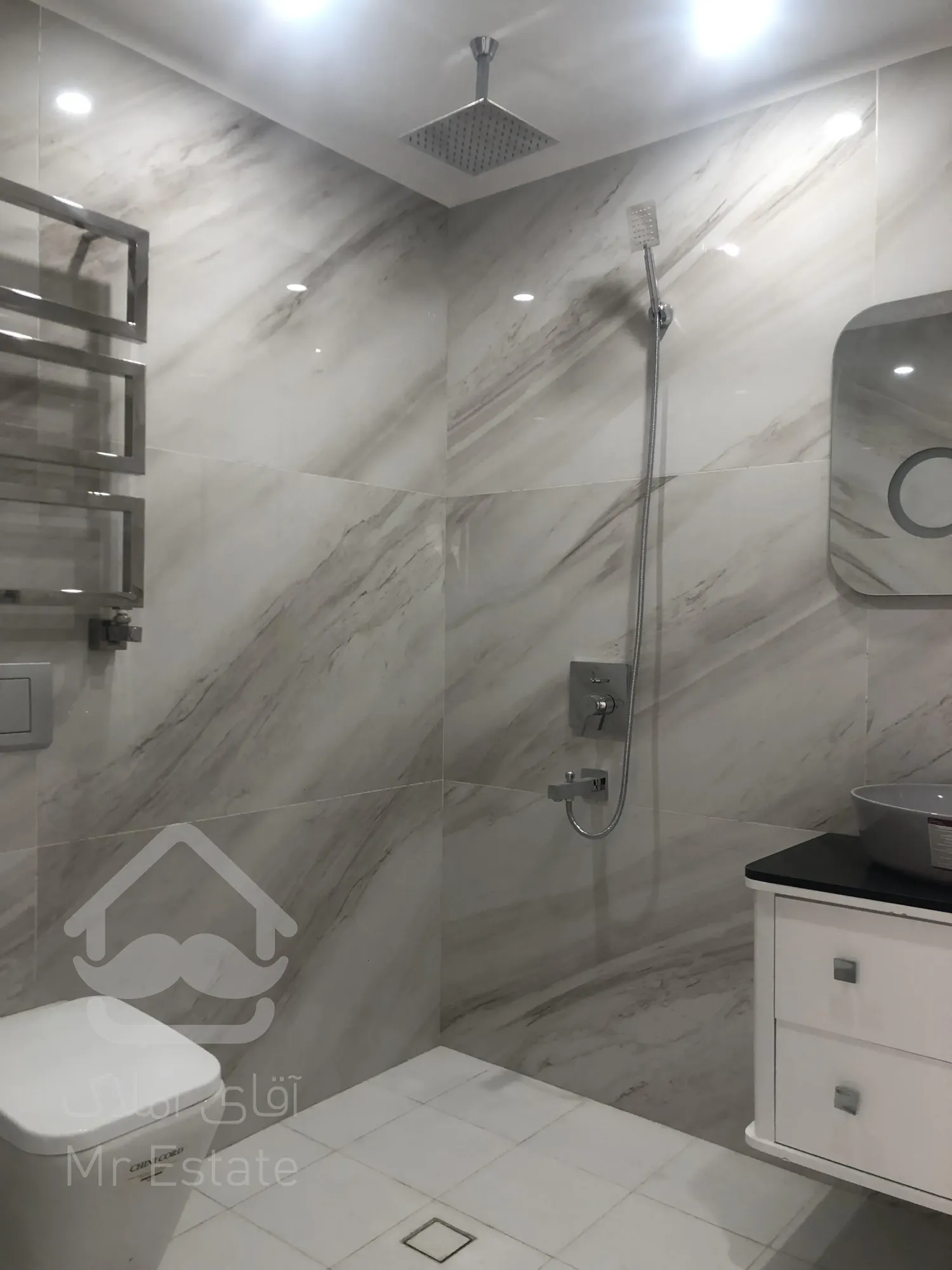 پیش فروش واحد 116 متری 2خواب در برج مجلل رونیکاپالاس منطقه یک تهران