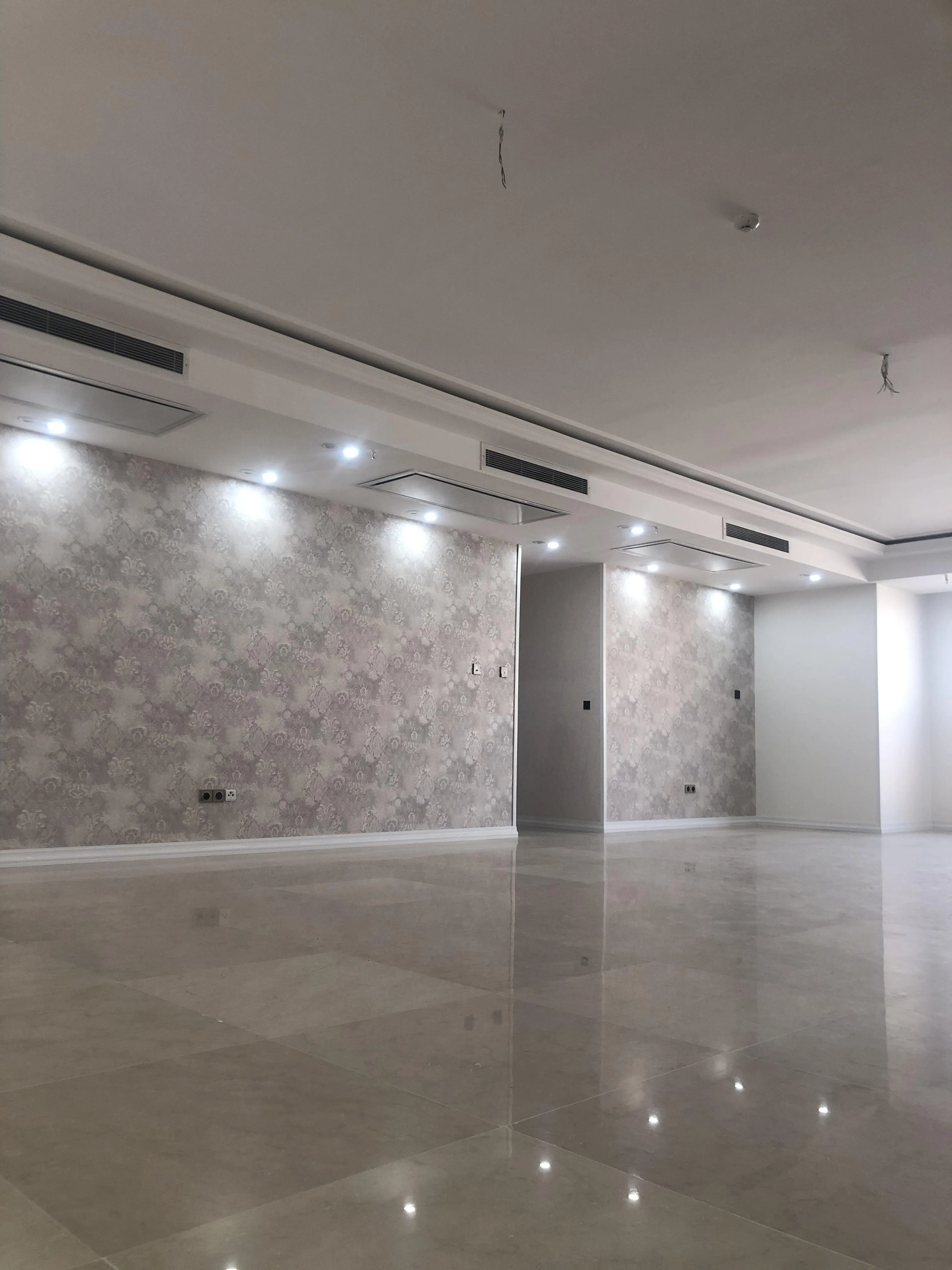 230 متری سه خواب با تمام امکانات