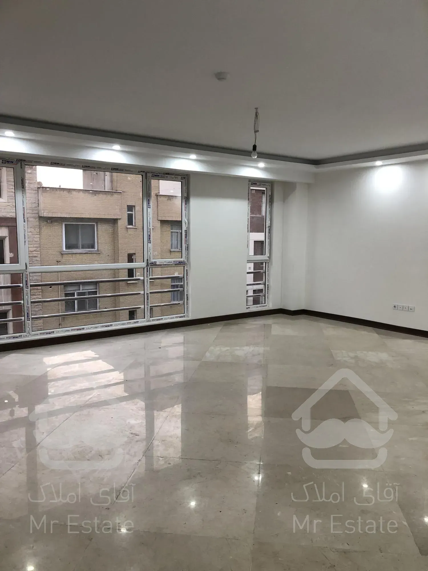 فروش آپارتمان تکواحدی 110 متر 2 خواب در همیلا و پونک کمالی