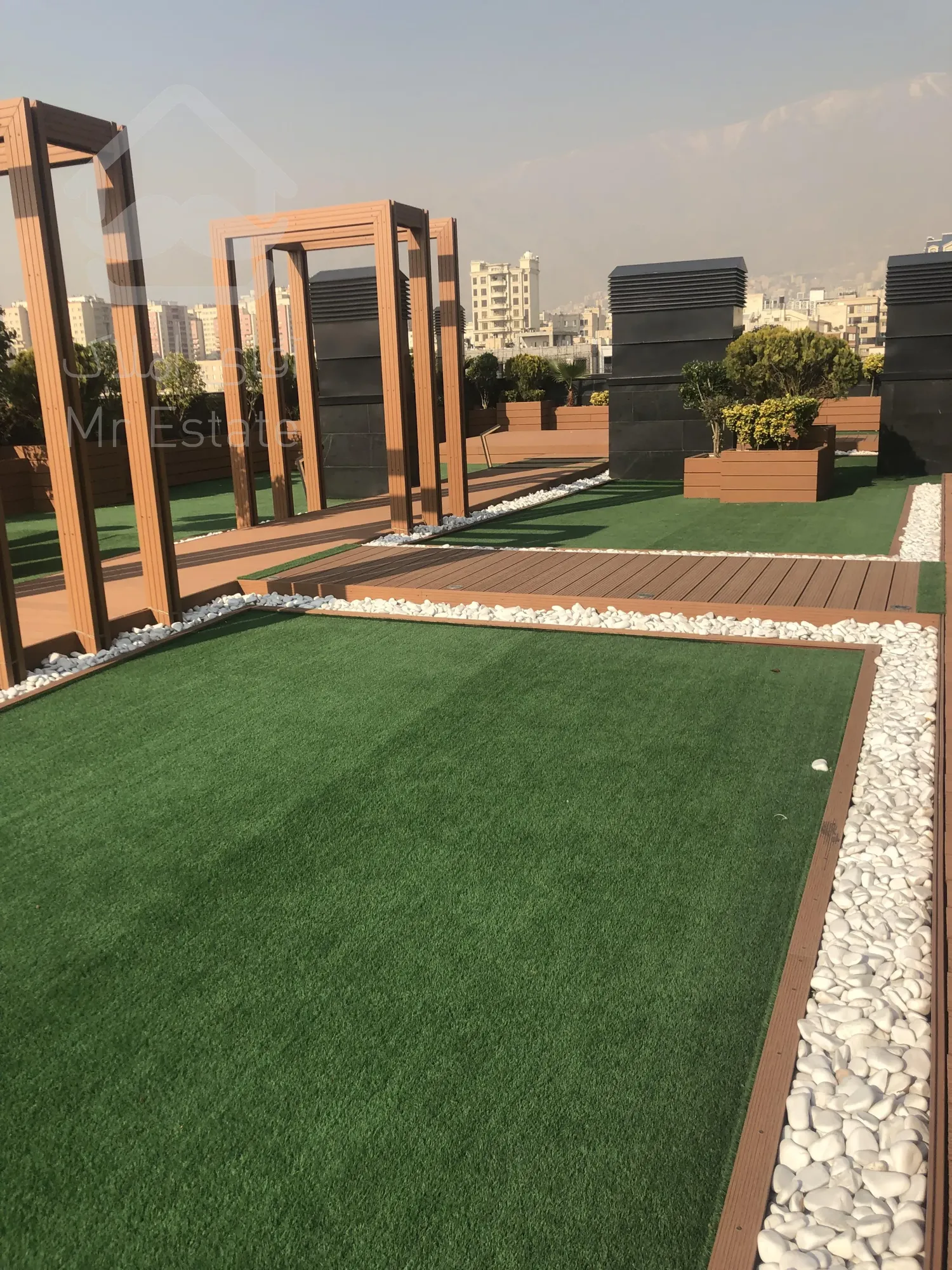 پیش فروش واحد مسکونی در بهترین لوکشن منطقه 5