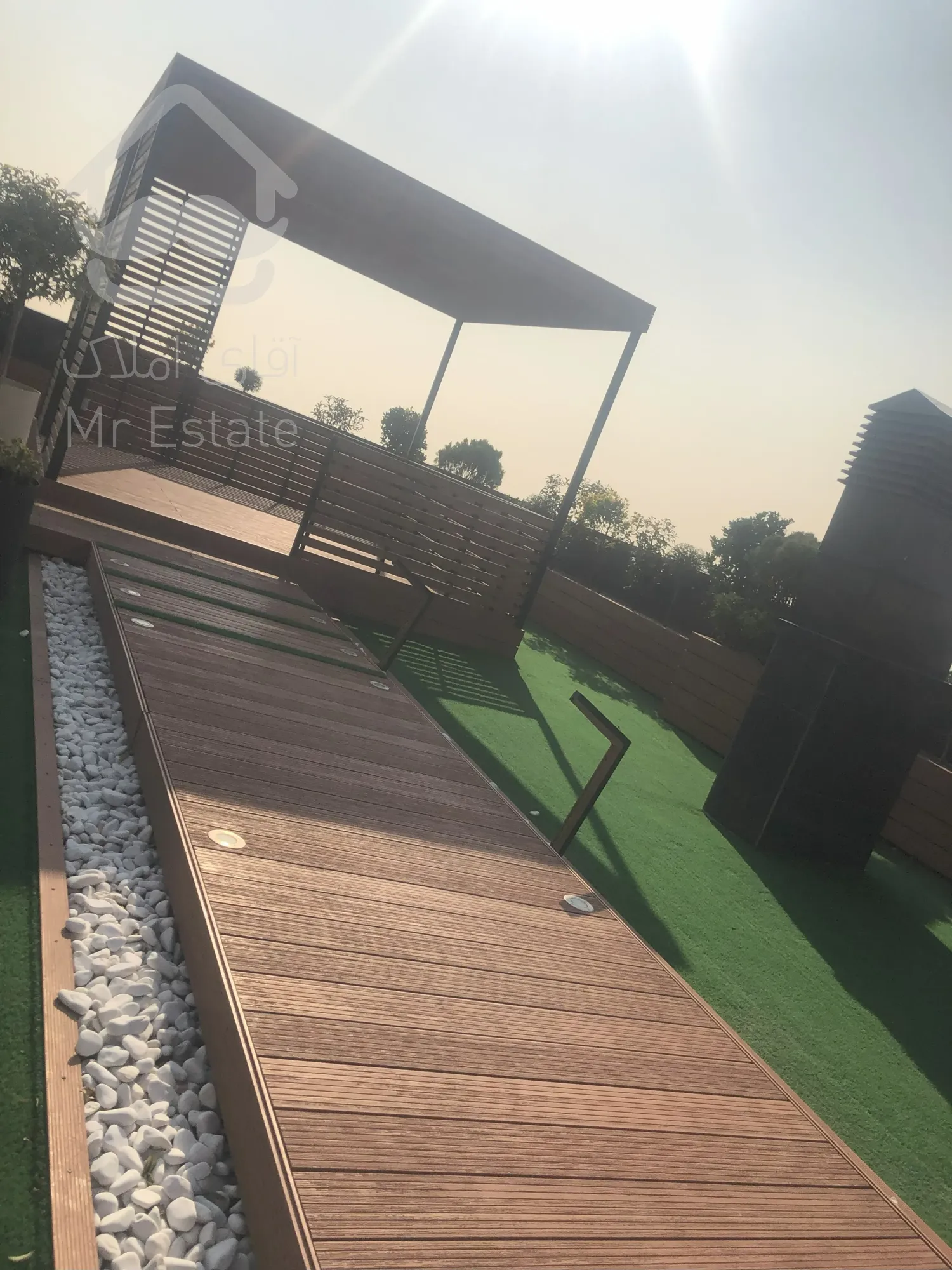 فروش واحد لوکس 105 متر رونیکاپالاس نیایش