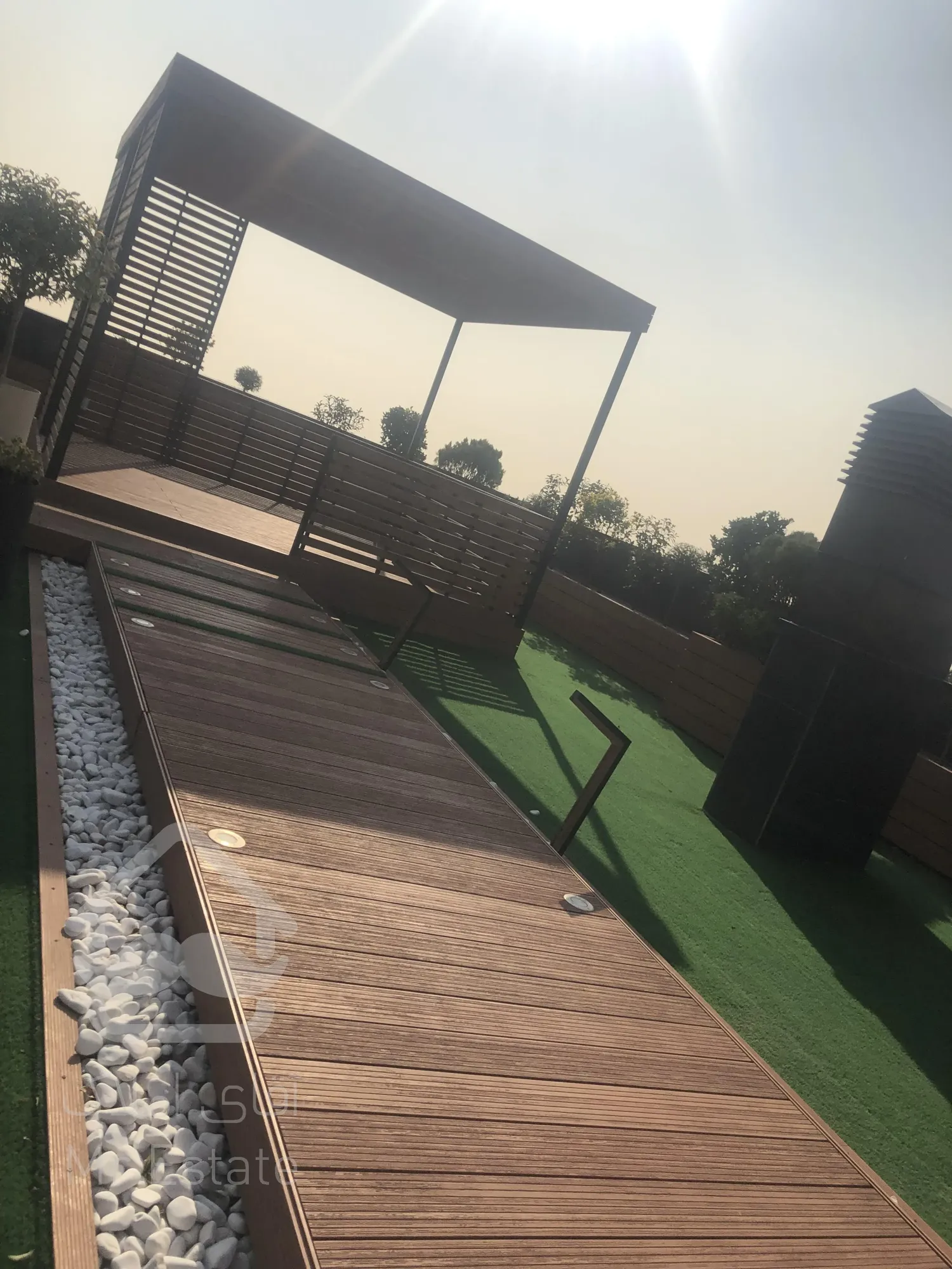 فروش واحد بی نظیر پروژه رونیکاپالاس نیایش در پنج تن