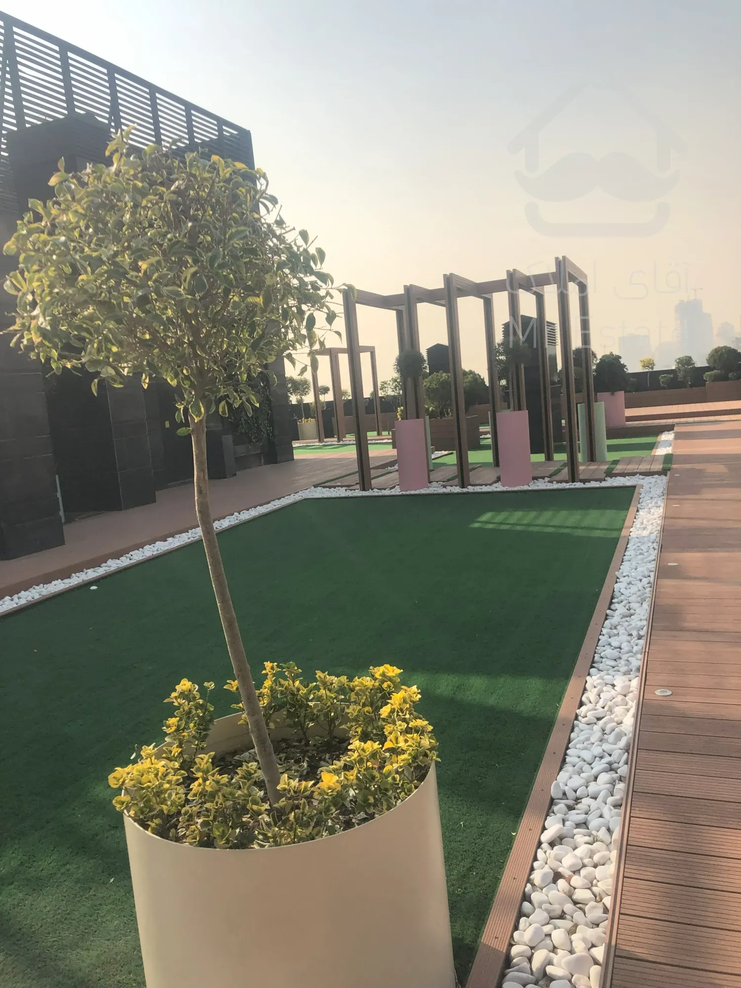 فروش واحد بی نظیر 55 متر رونیکاپالاس نیایش در سردارجنگل