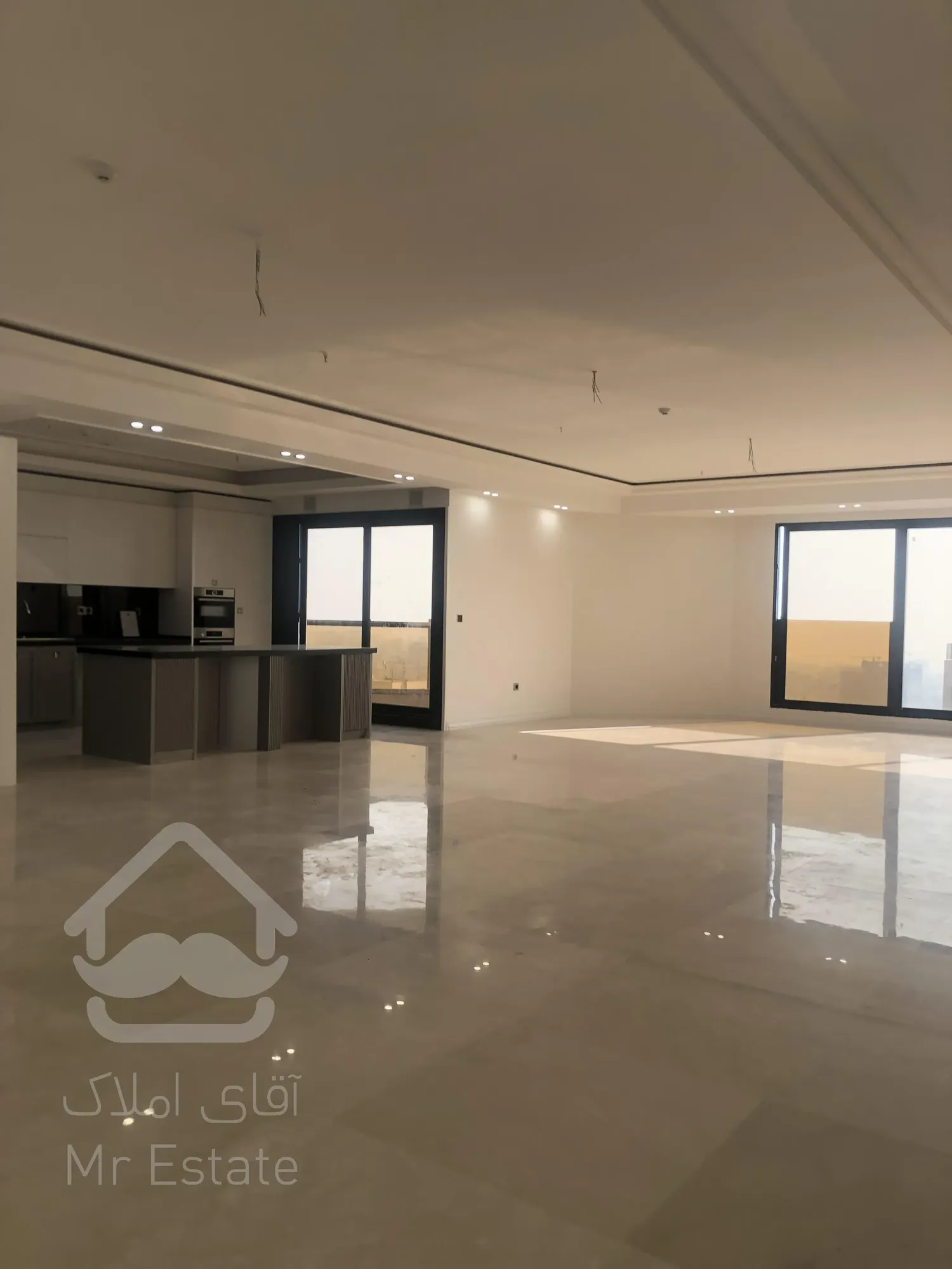 پیش فروش واحد  مسکونی 95متری/ رونیکا پالاس نیایش