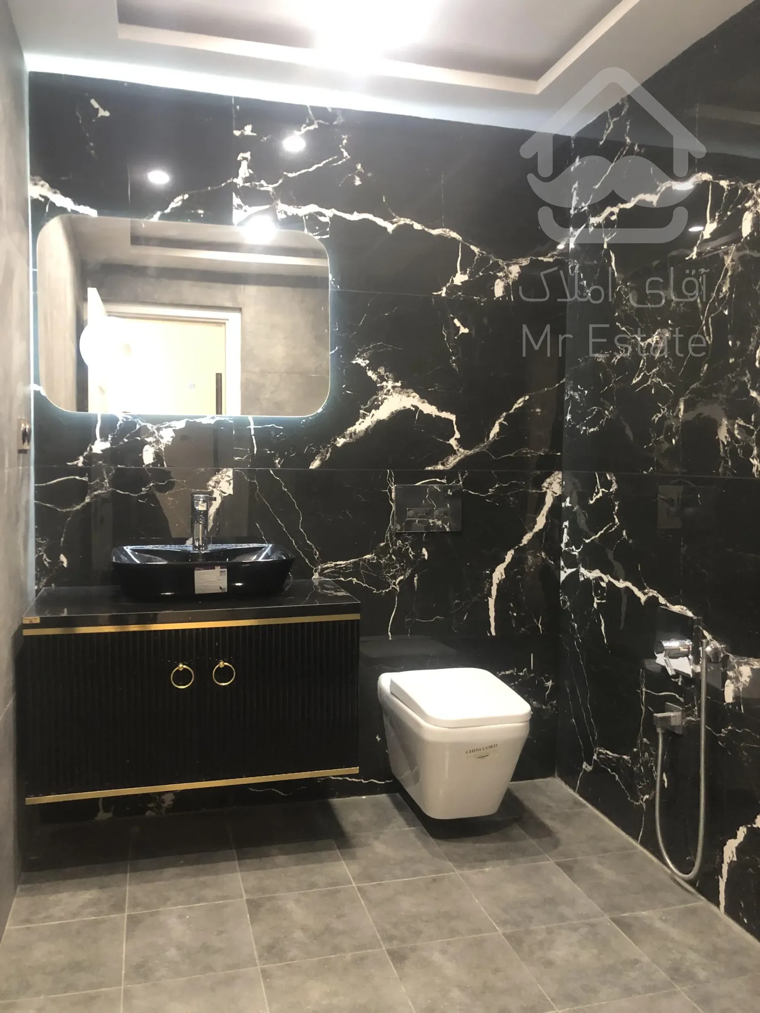 پیش فروش  اقساطی 100 متر 2خواب رونیکا پالاس سازنده حاج رحیم قربانی