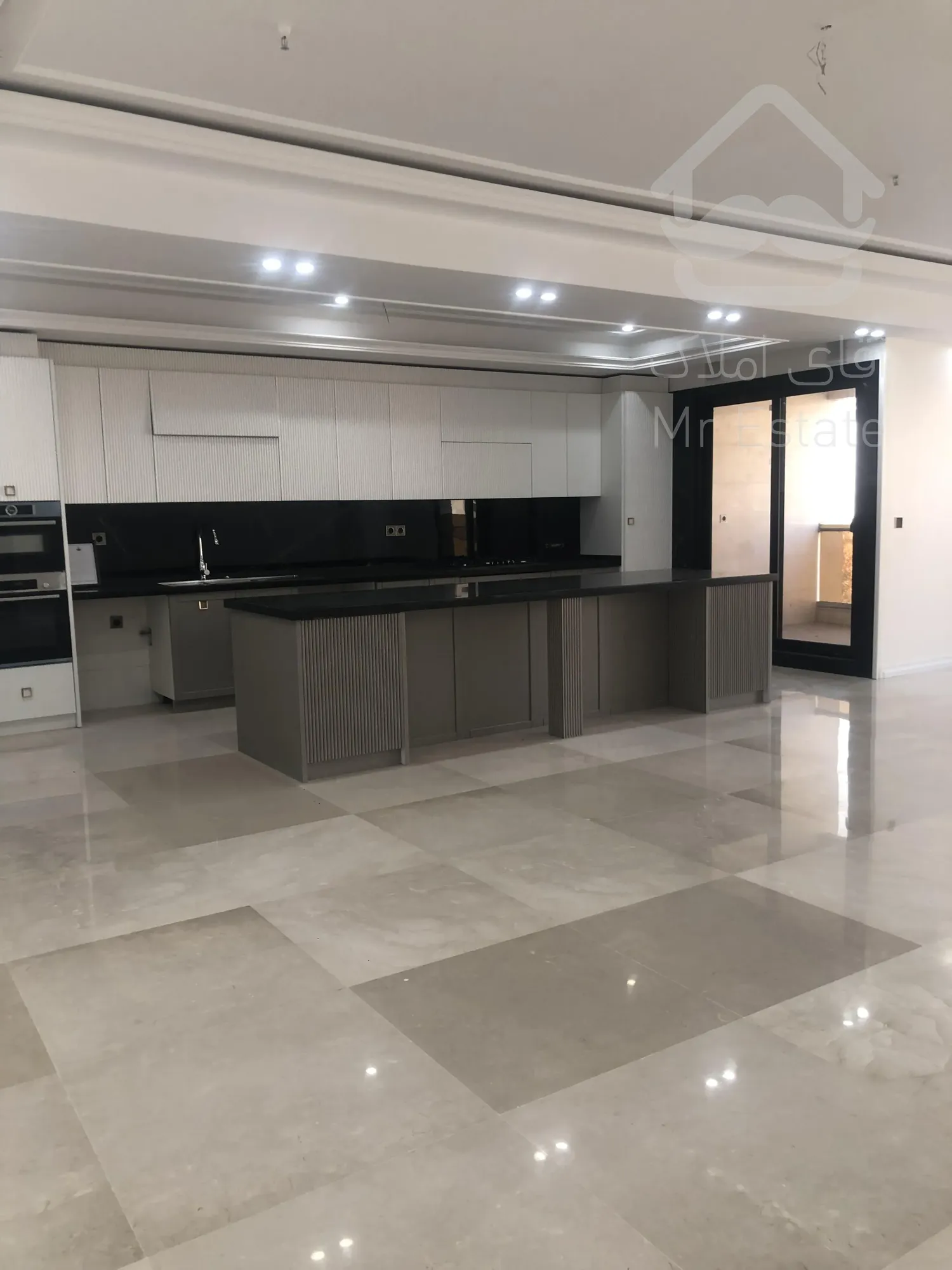 پیش فروش واحد  مسکونی 90 متری 2 خواب /  سازنده حاج رحیم قربانی